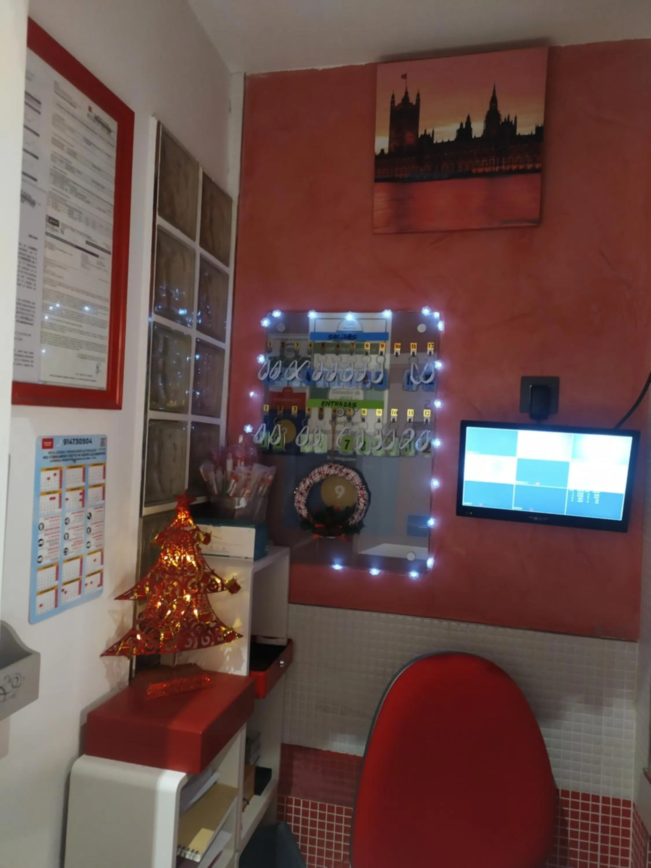 Lobby or reception in Hostal Inn Madrid