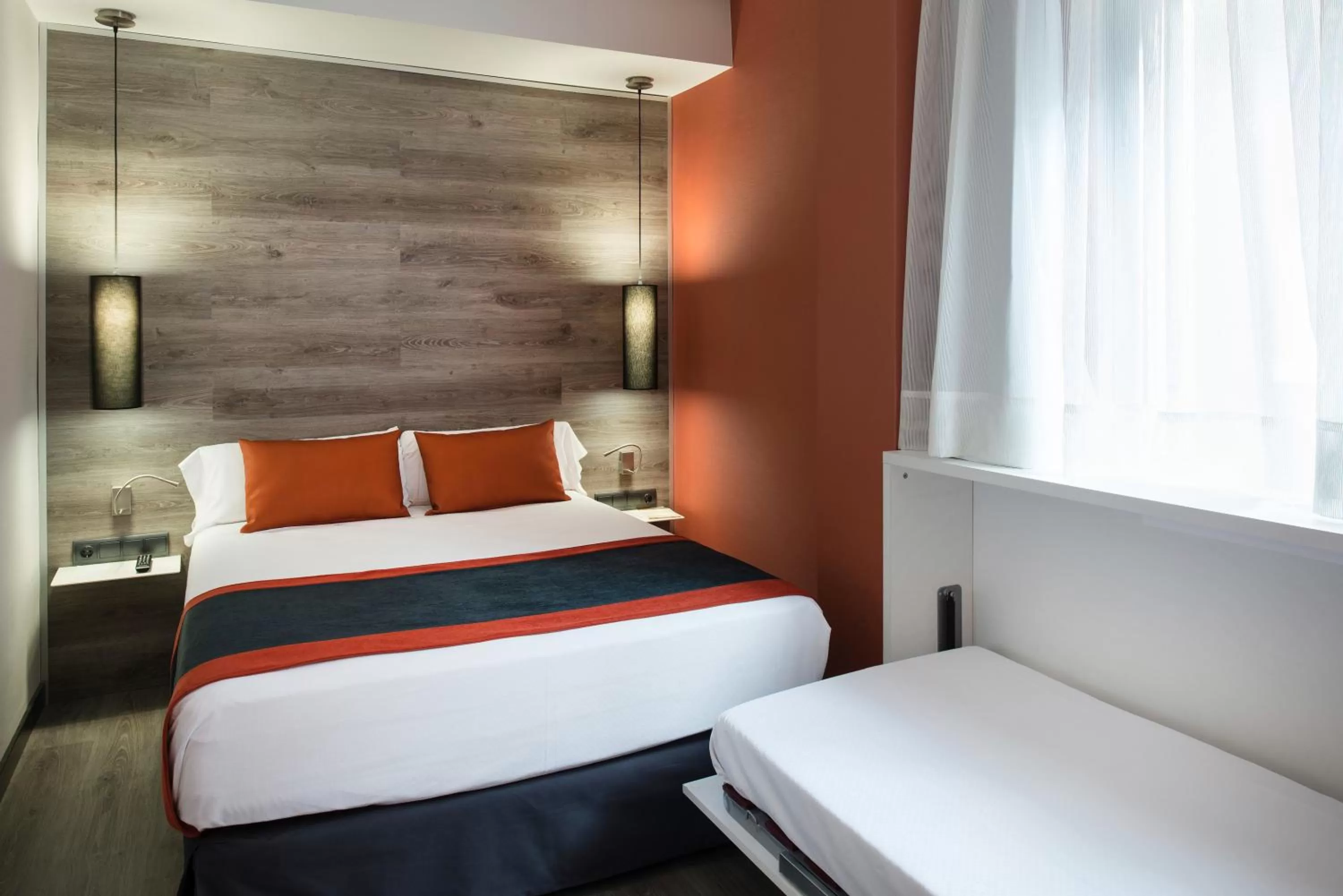 Bed in Catalonia Mikado