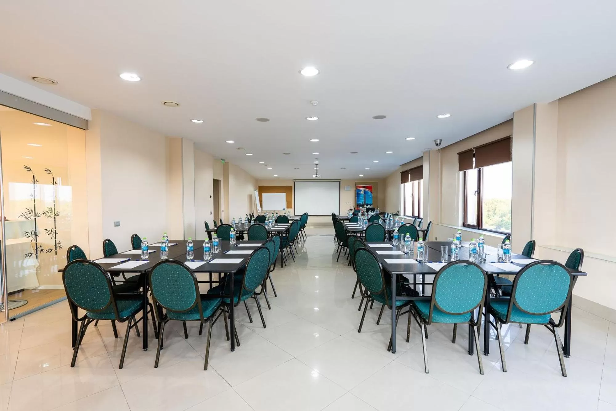 Meeting/conference room in Hotel Parliament