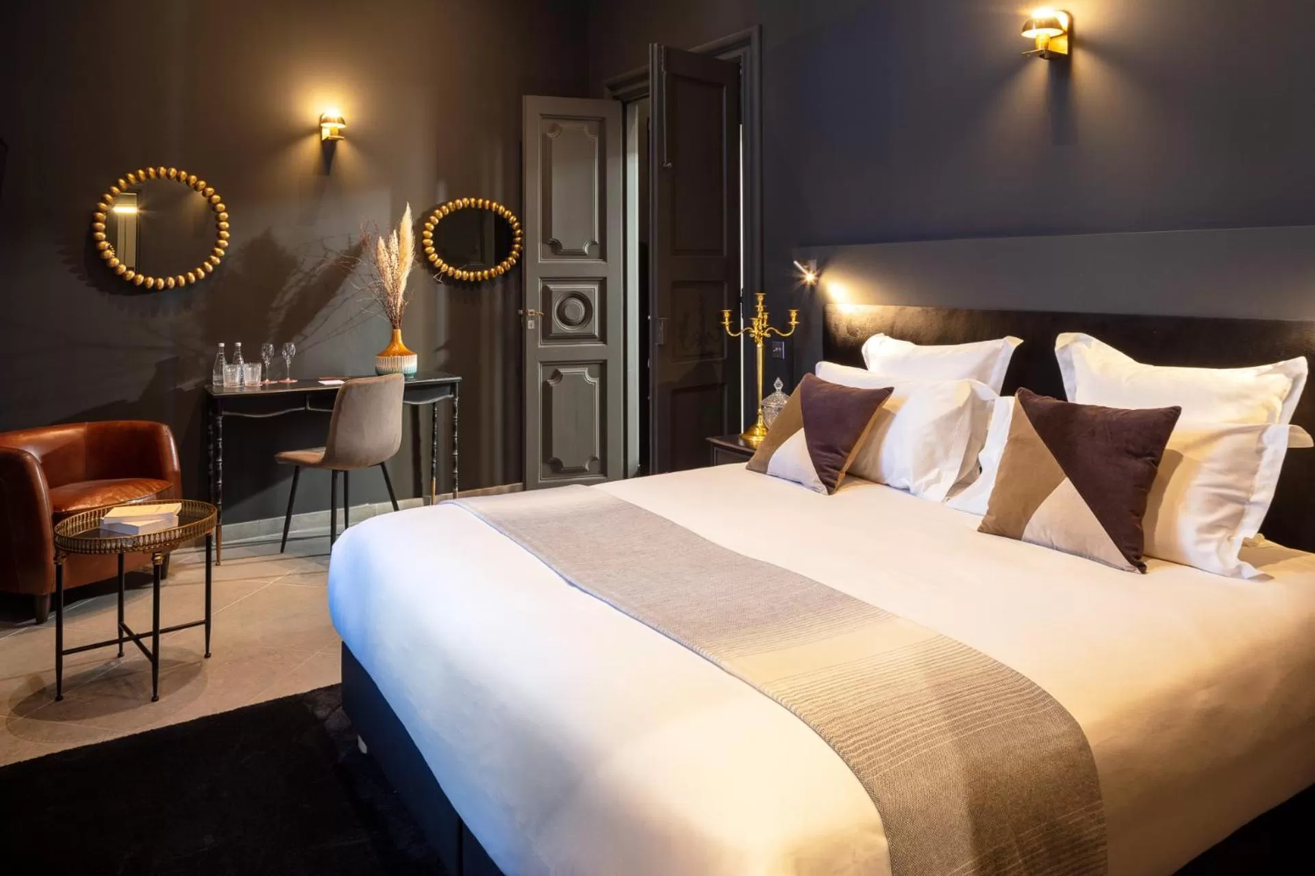 Bedroom, Bed in Margaret - Hôtel Chouleur