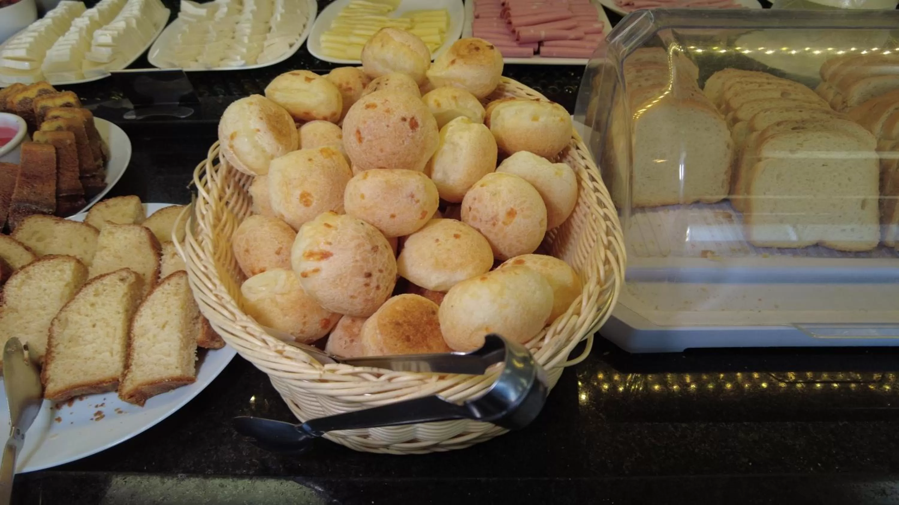 Breakfast in Stop Inn Antonio Carlos