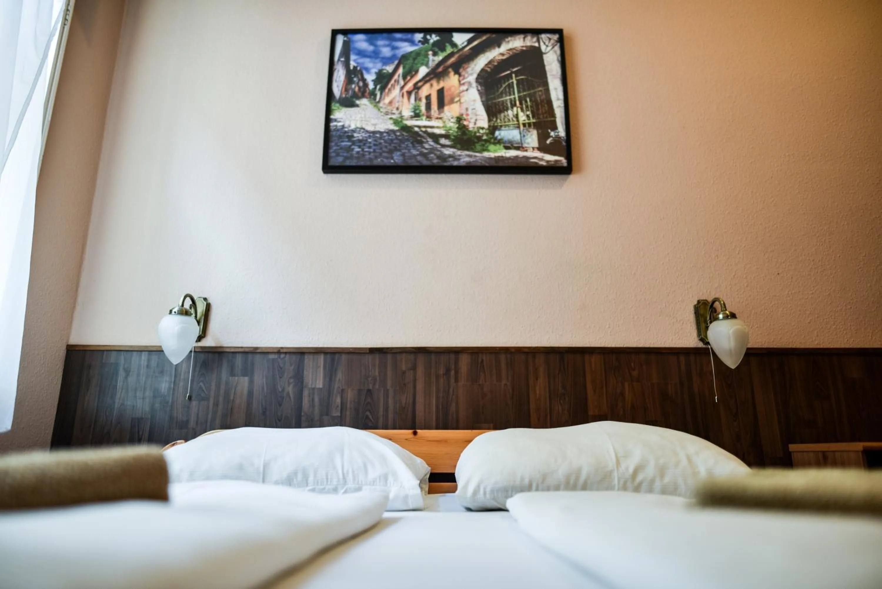 Photo of the whole room, Bed in Corvin Point Rooms and Apartments