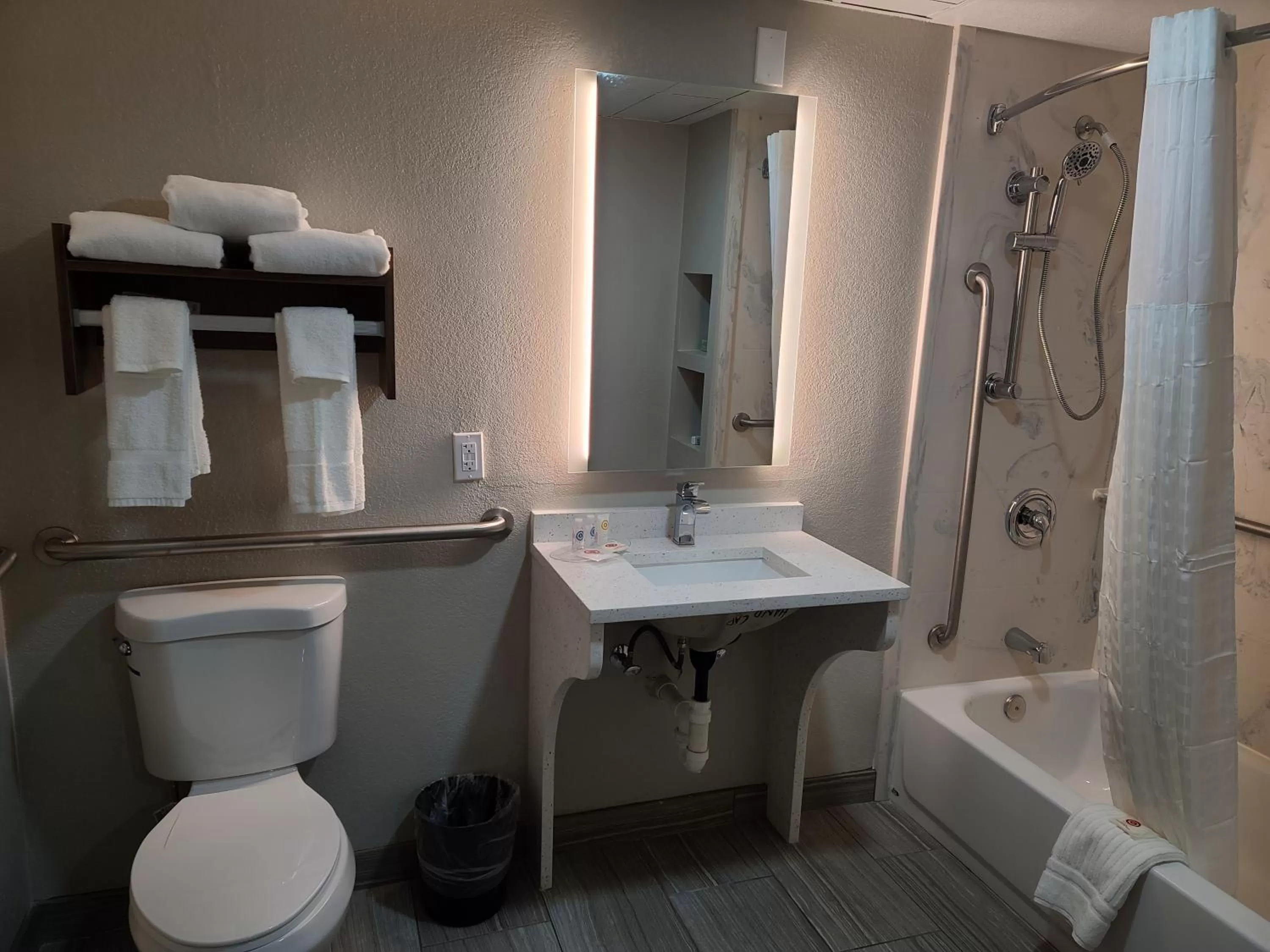 Comfort Inn Boston Milford