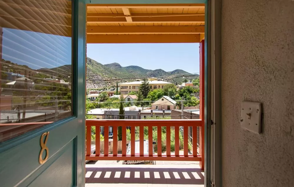 Eldorado Suites Hotel