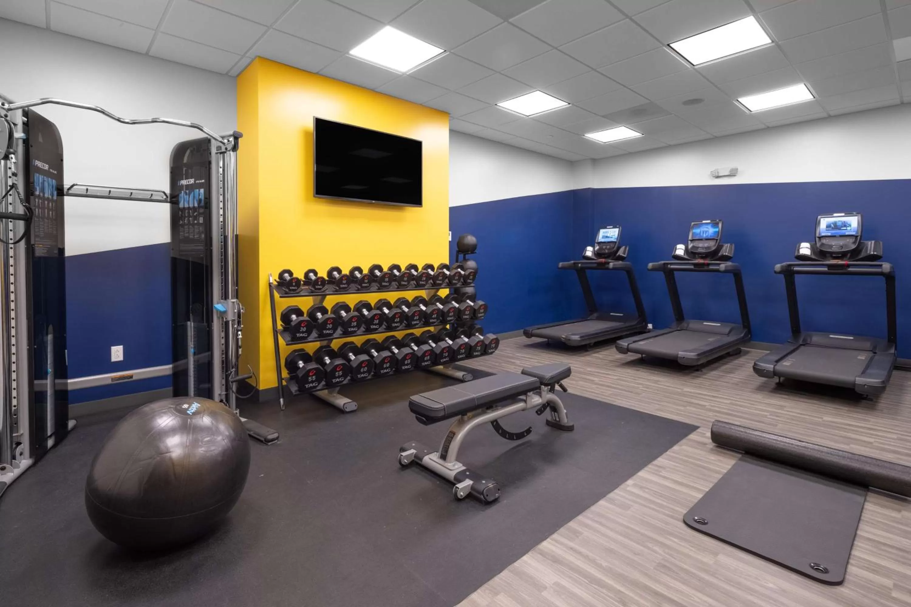 Fitness centre/facilities in Hampton Inn by Hilton Verona at Turning Stone