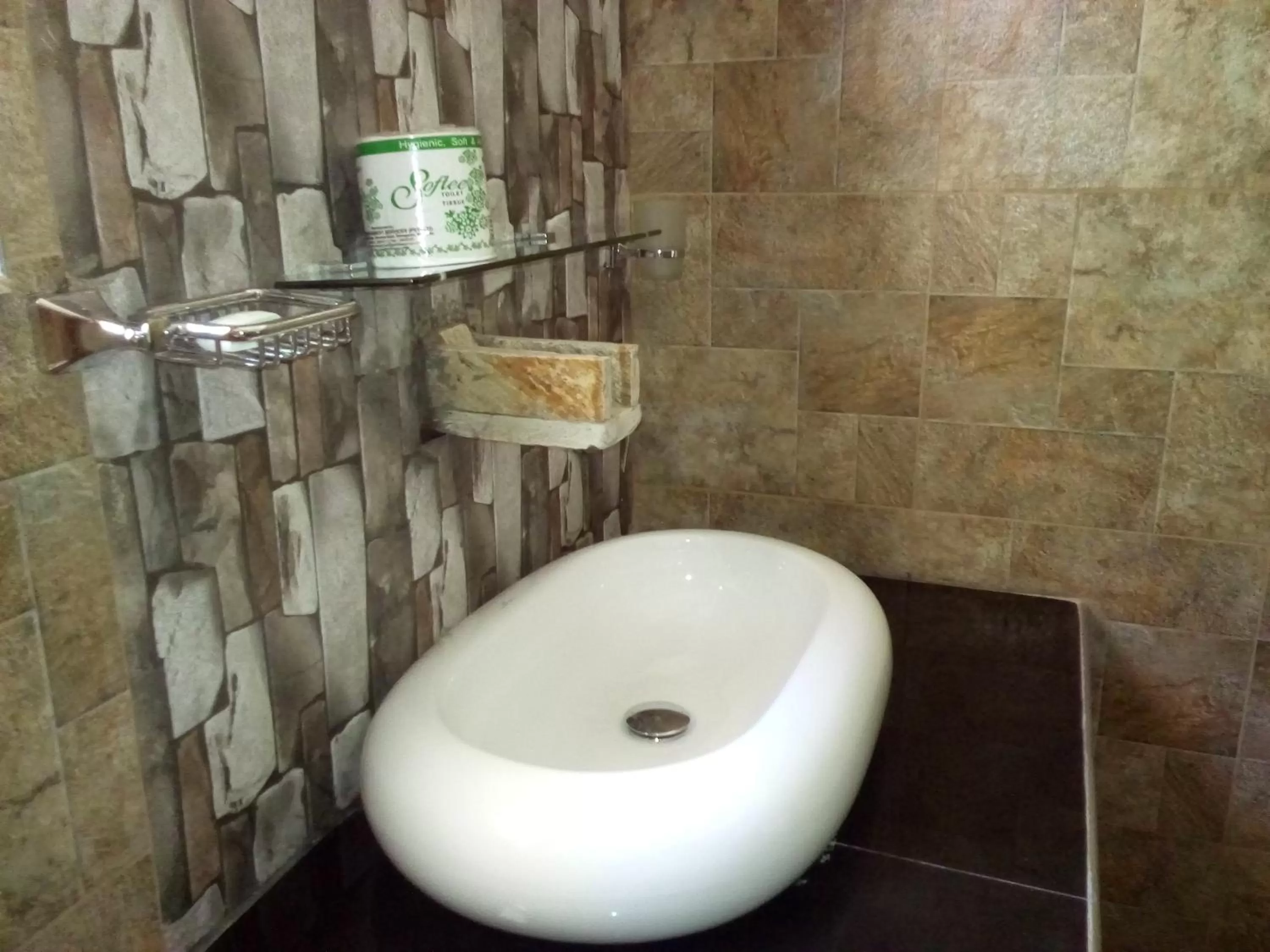 Bathroom in Blue Ribbon Homestay