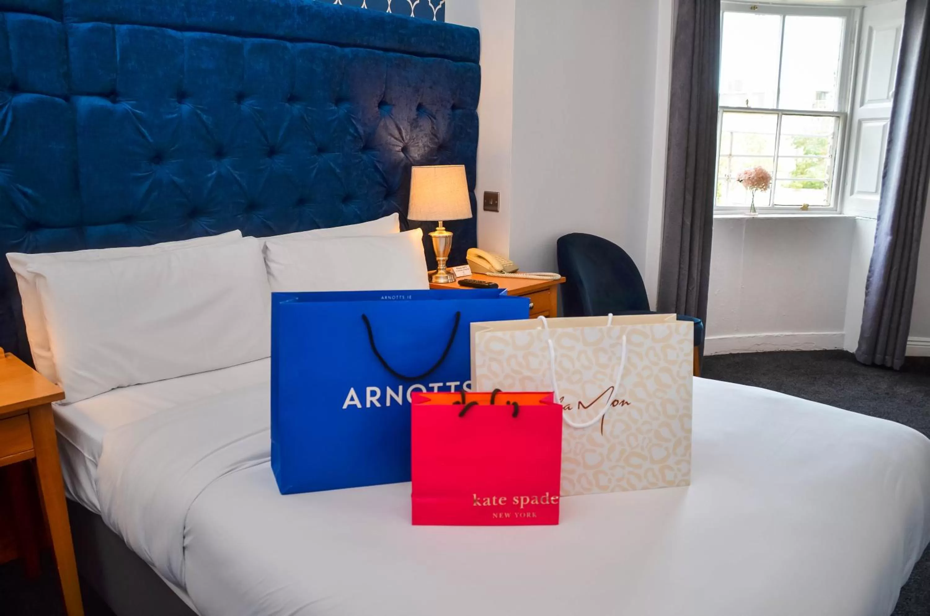 Bed in Hotel St George by Nina