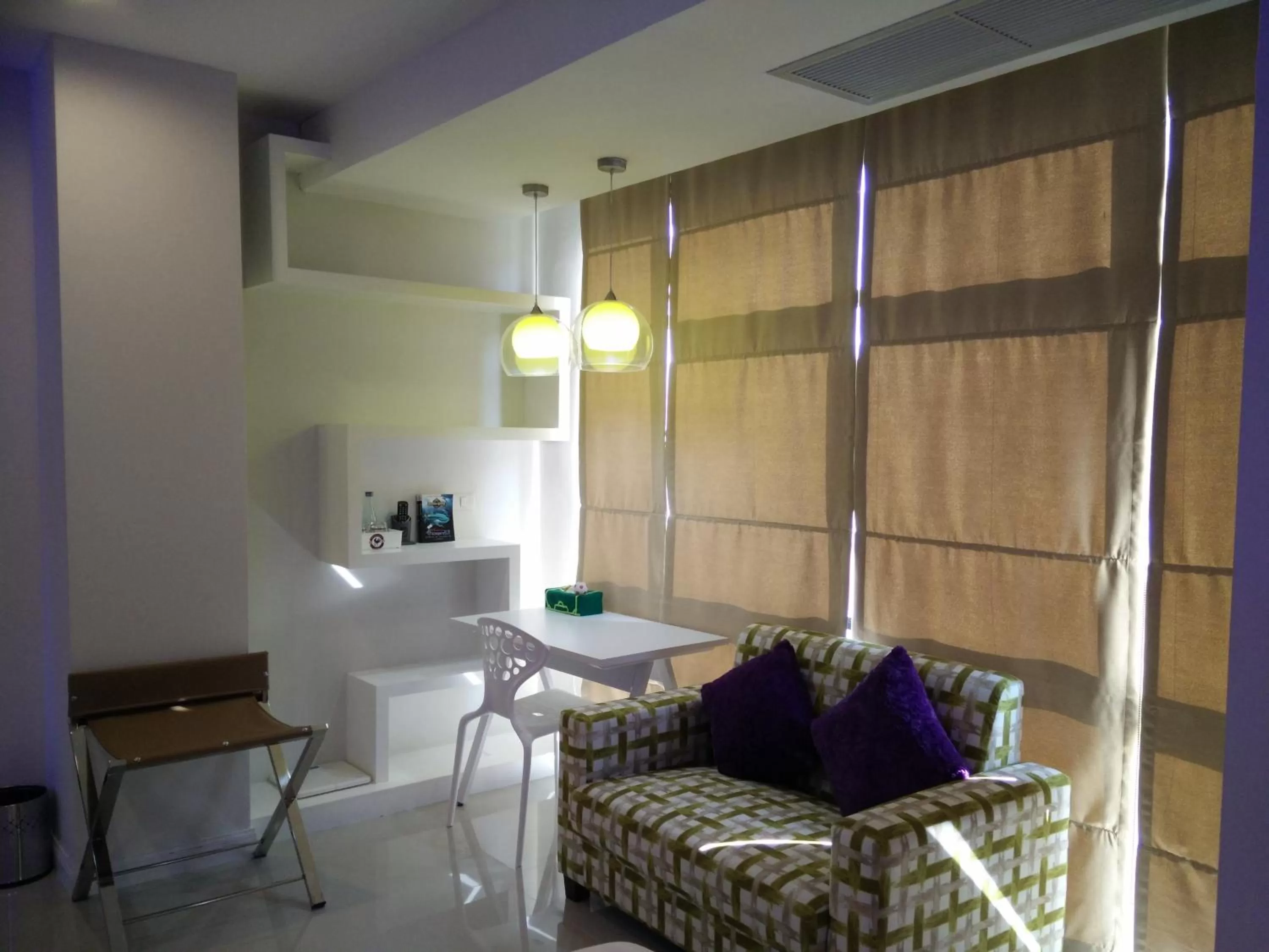 Shower, Bed in Phitsanulok United