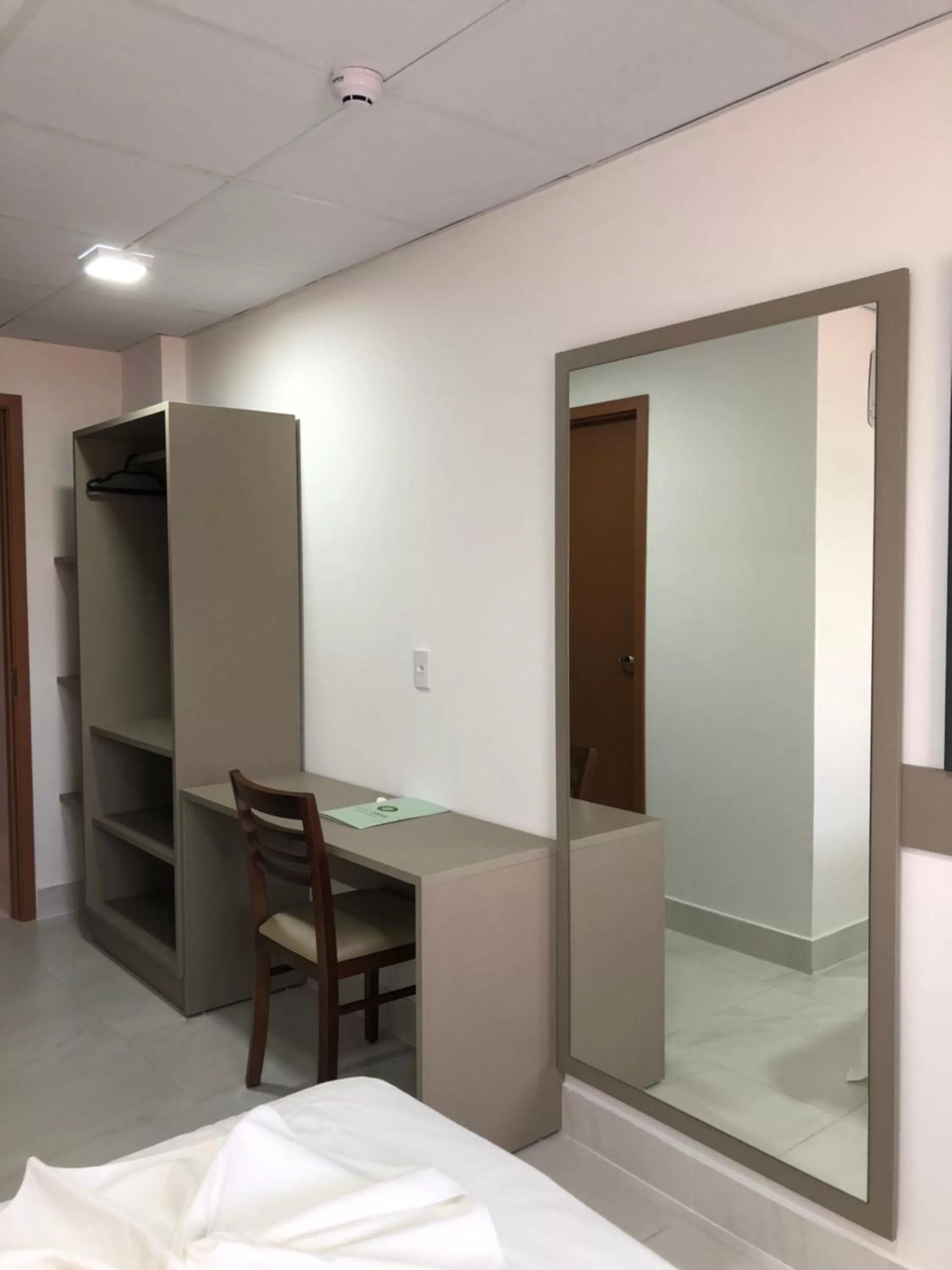 Decorative detail, Bed in Hotel Oásis de Patos