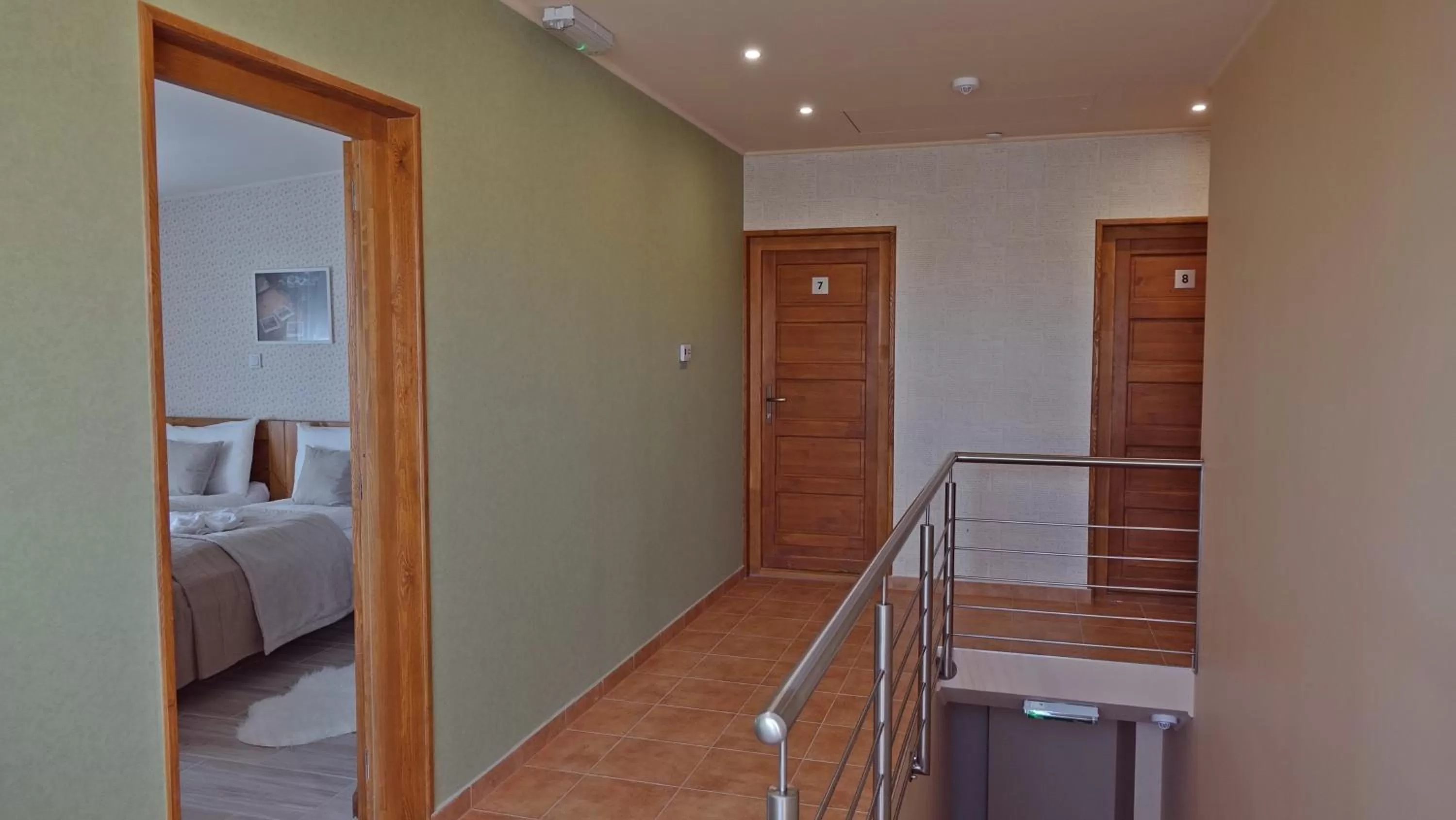 Bed in Alice Panzió Gold