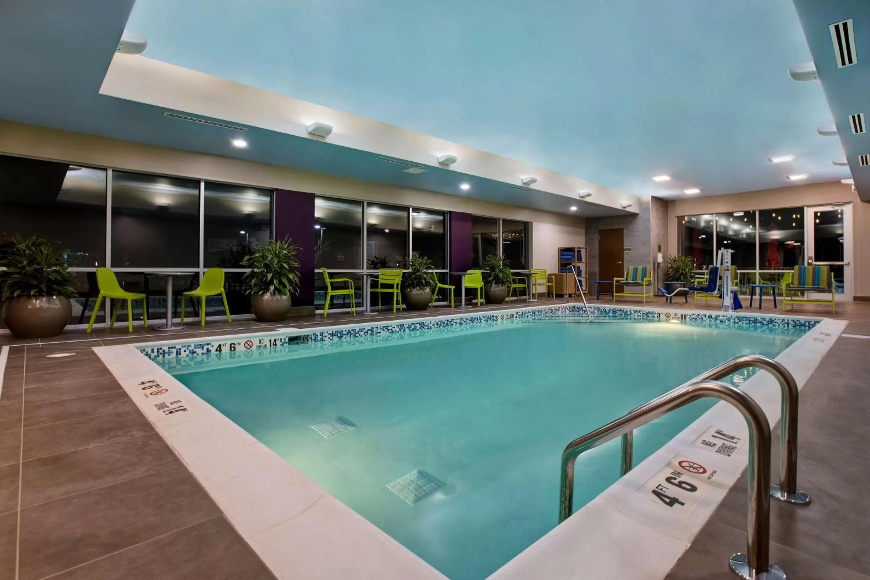 Pool view in Home2 Suites By Hilton Lexington Hamburg