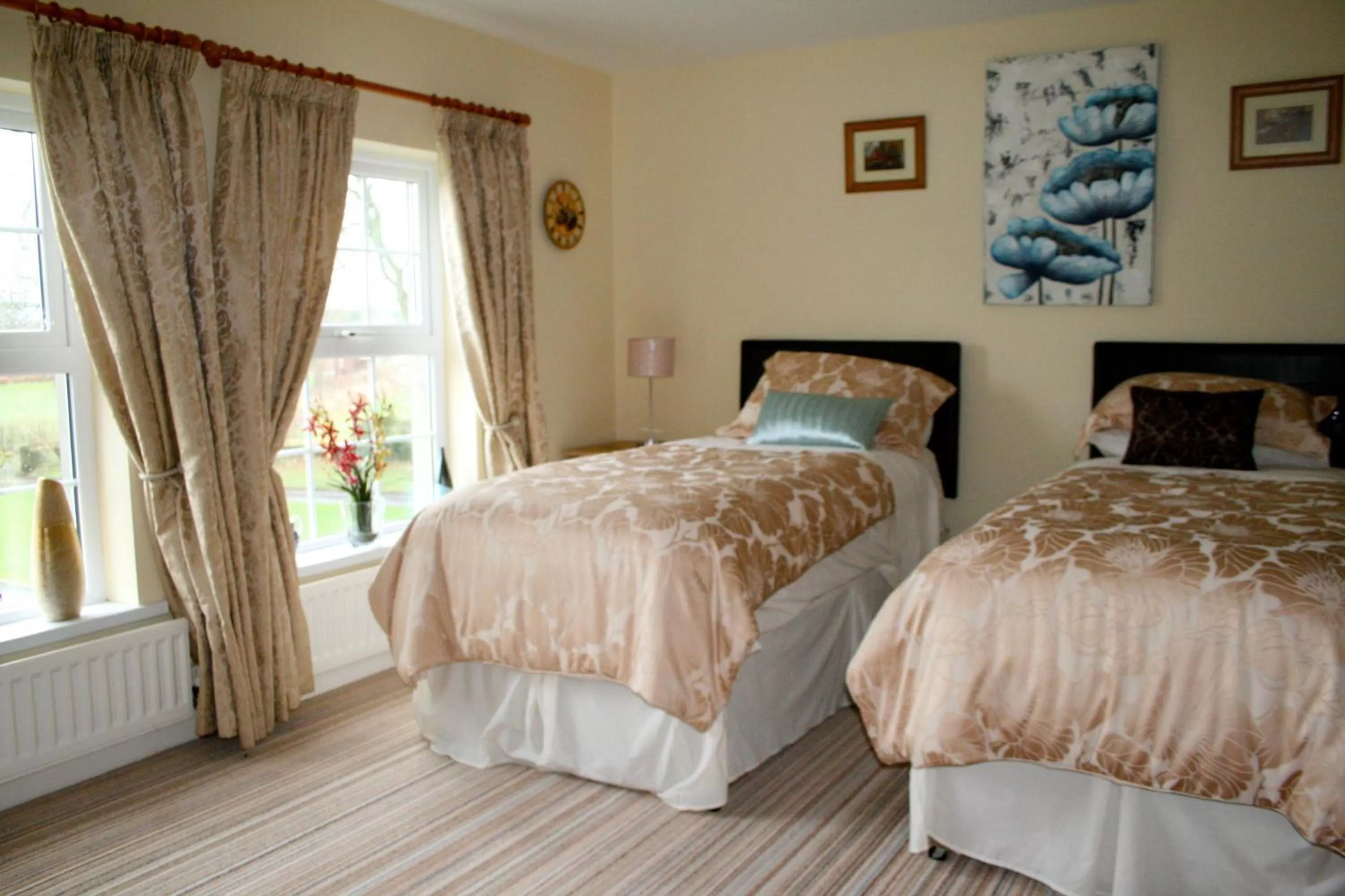 Bed in Ballyharvey B&B