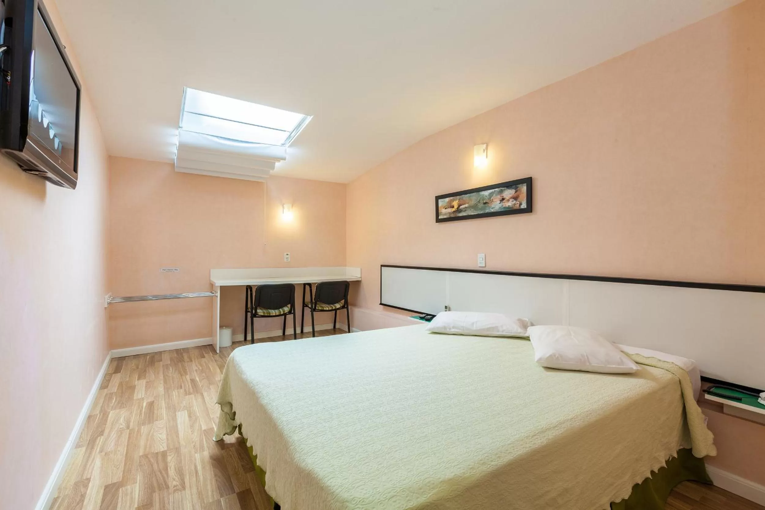 Bedroom, Bed in Tri Hotel Smart Caxias