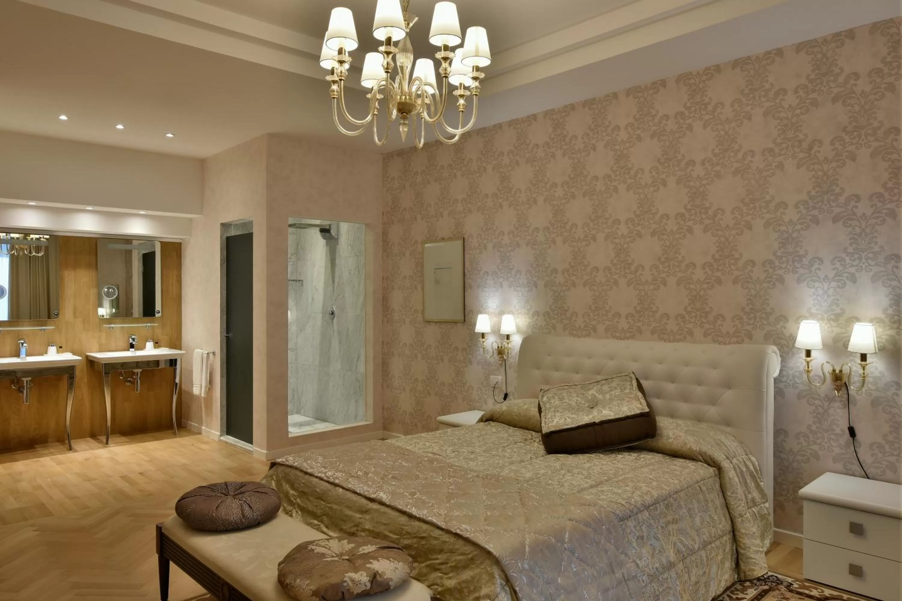 Photo of the whole room, Bed in Hotel Ariston