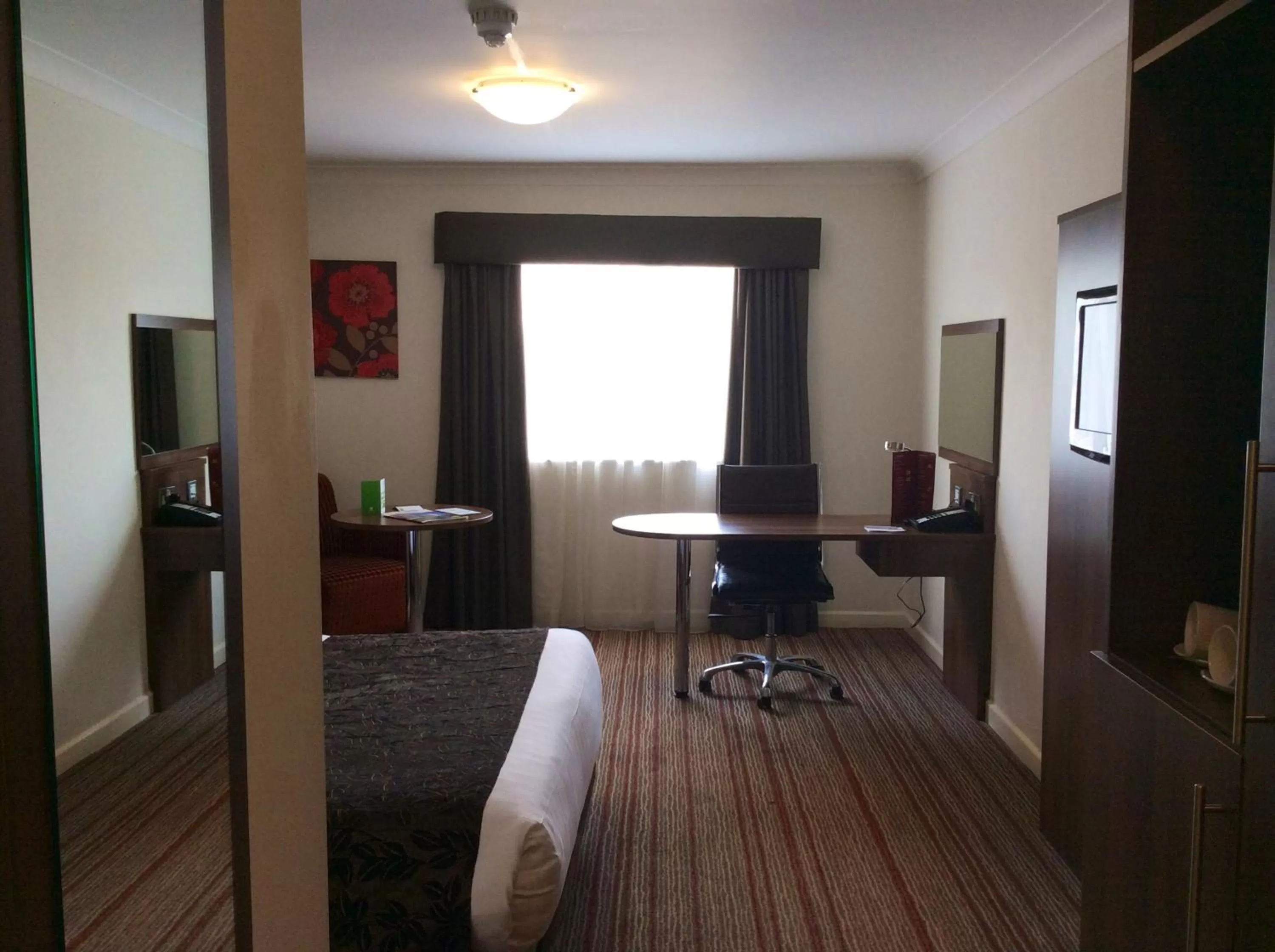 Bedroom in Holiday Inn Barnsley by IHG