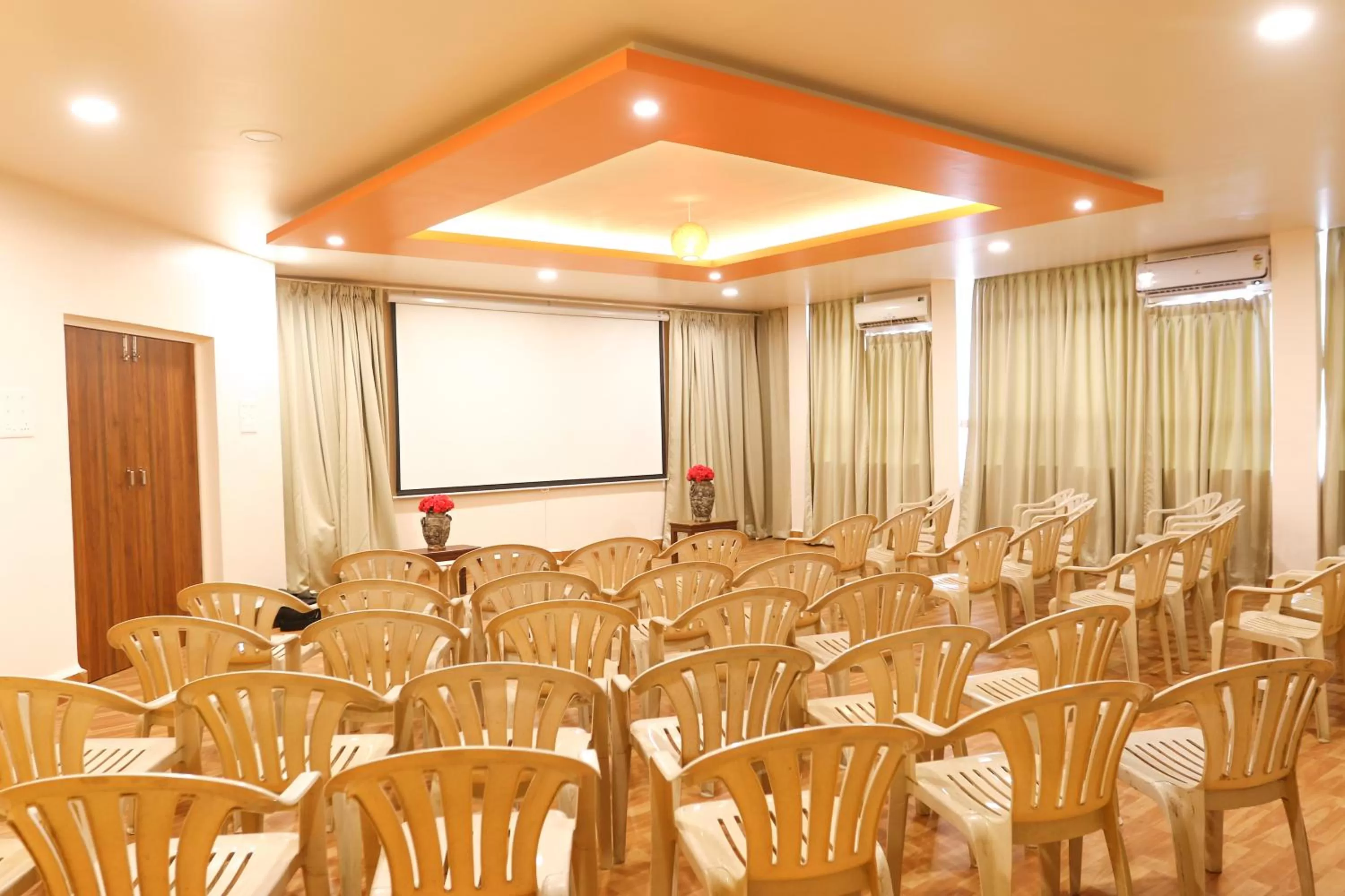 Banquet/Function facilities in The Sincro Hotel