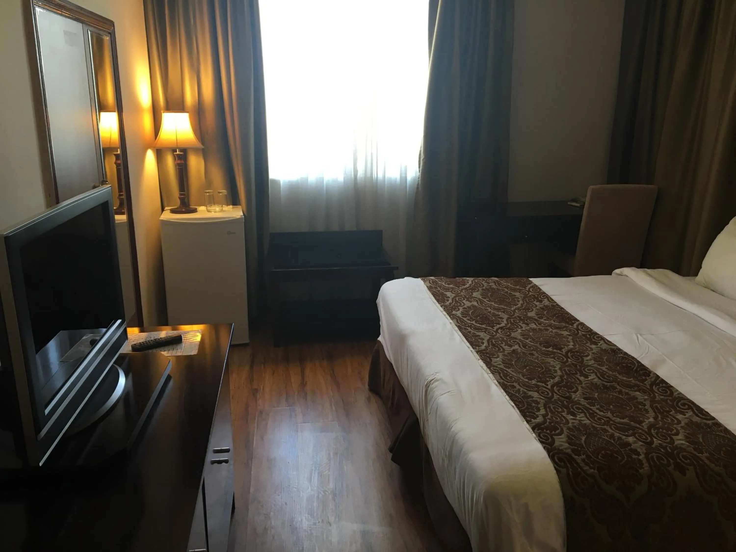 Day, Bed in Shepherd Hotel