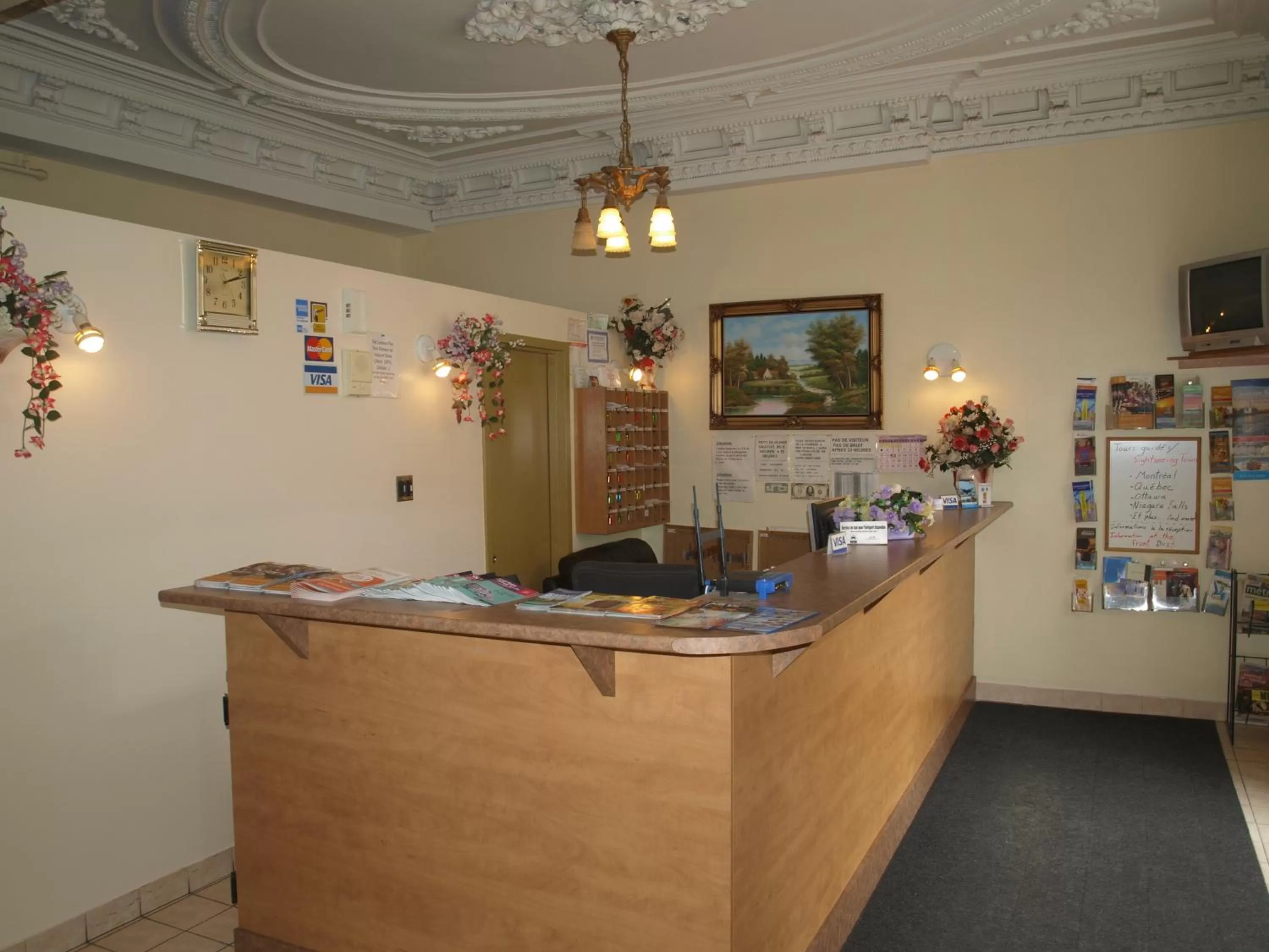 Lobby or reception in Hotel Quartier Latin