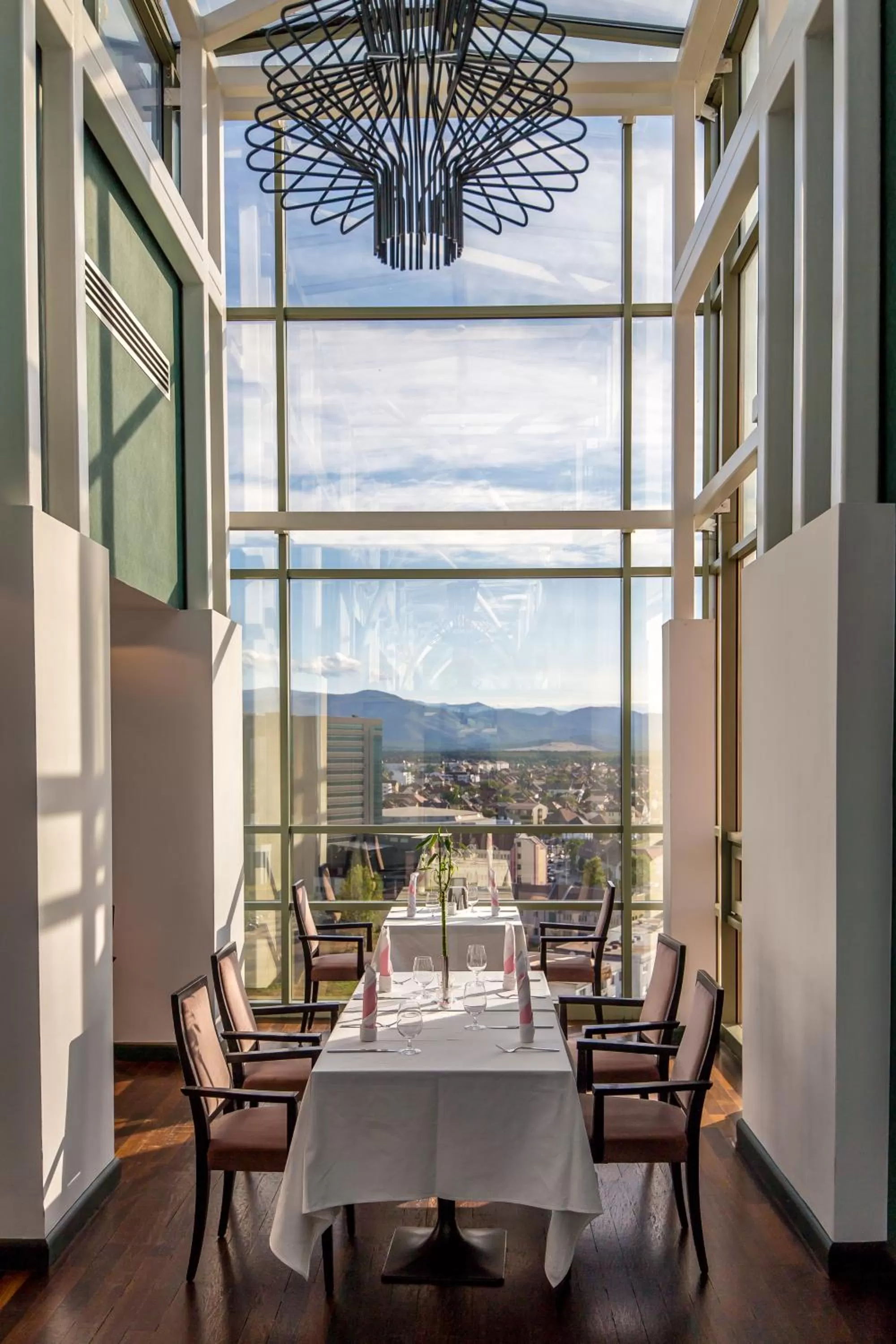 Restaurant/places to eat in Hotel Golden Tulip Ana Tower Sibiu