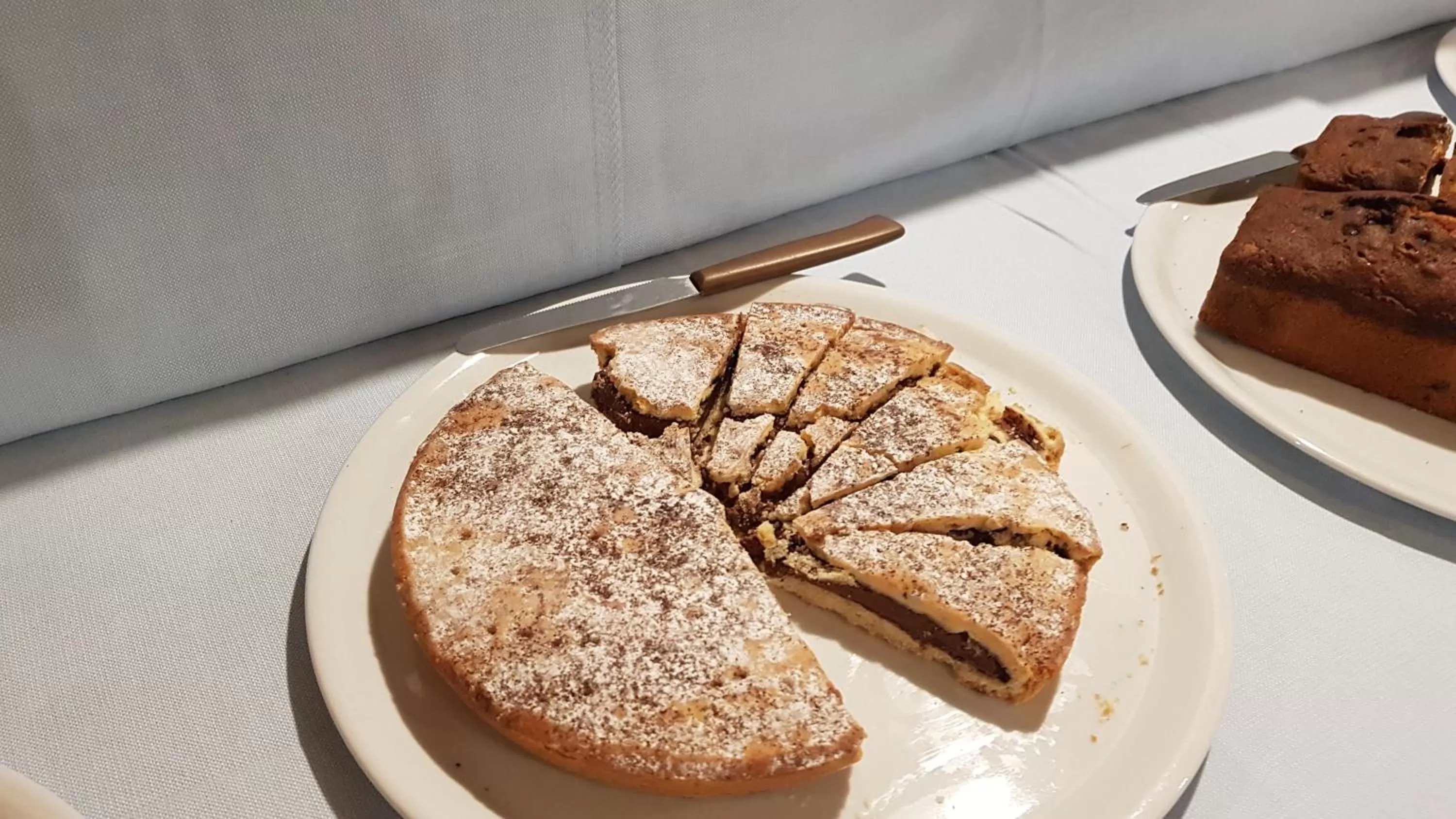 Breakfast in Hotel Holiday