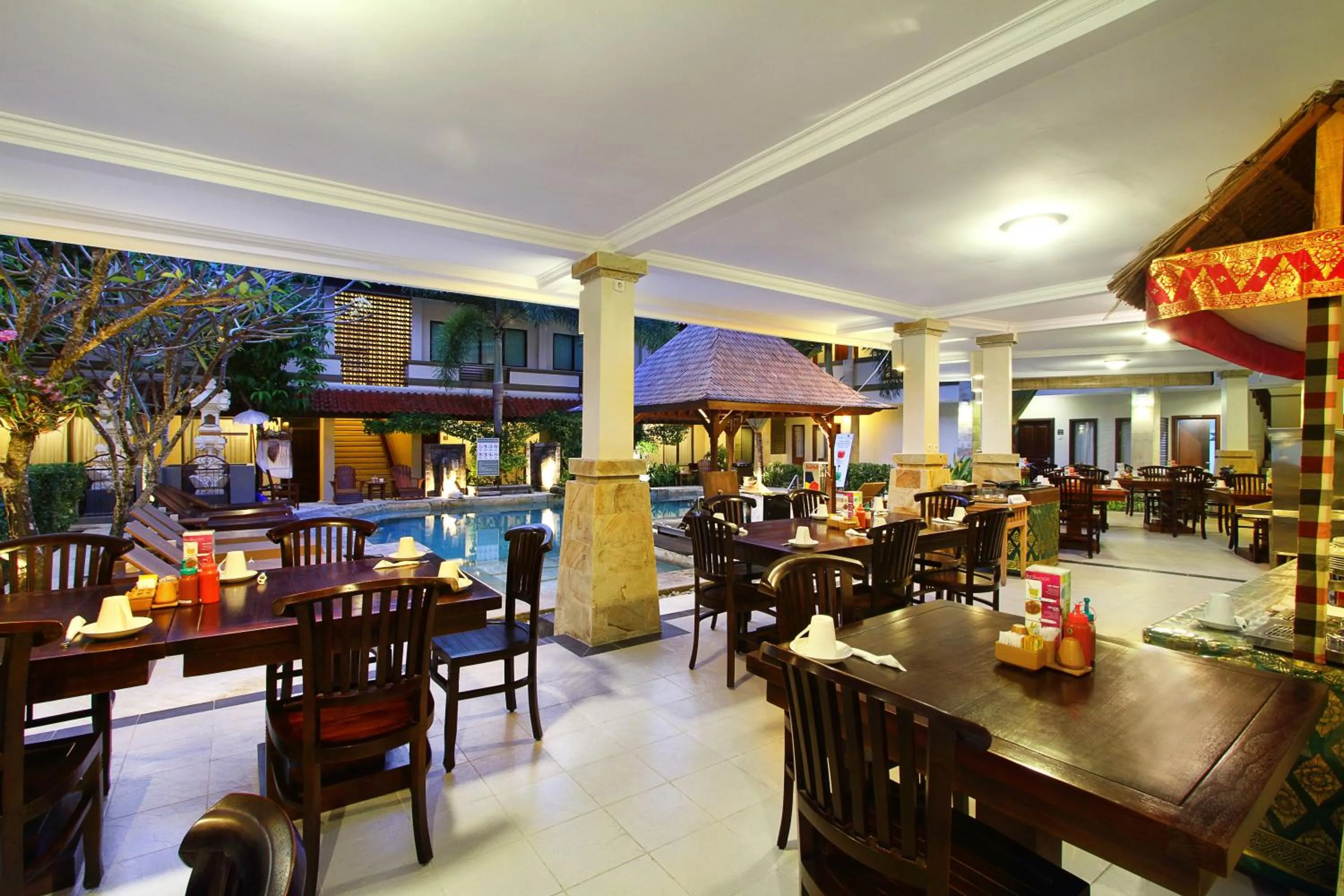 Restaurant/places to eat in The Niche Bali