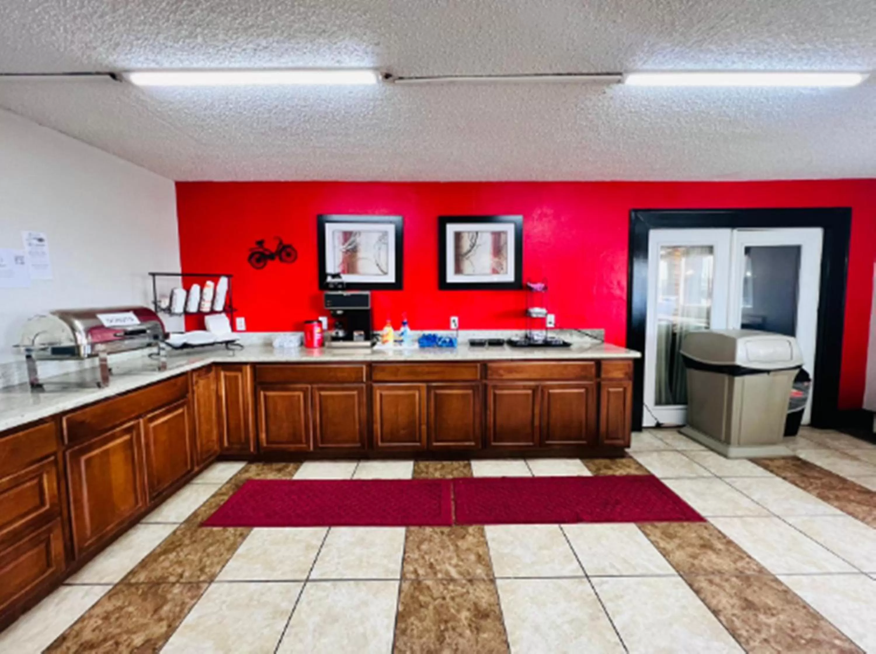 Breakfast in Econo Lodge Ardmore