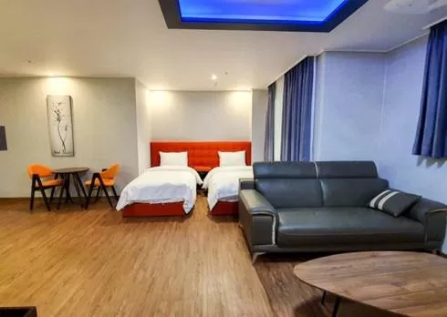 Bed in The Port Hotel Busan