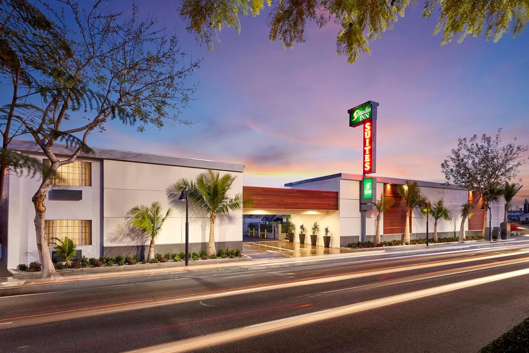 Facade/entrance in Studio Inn & Suites at Promenade Downey