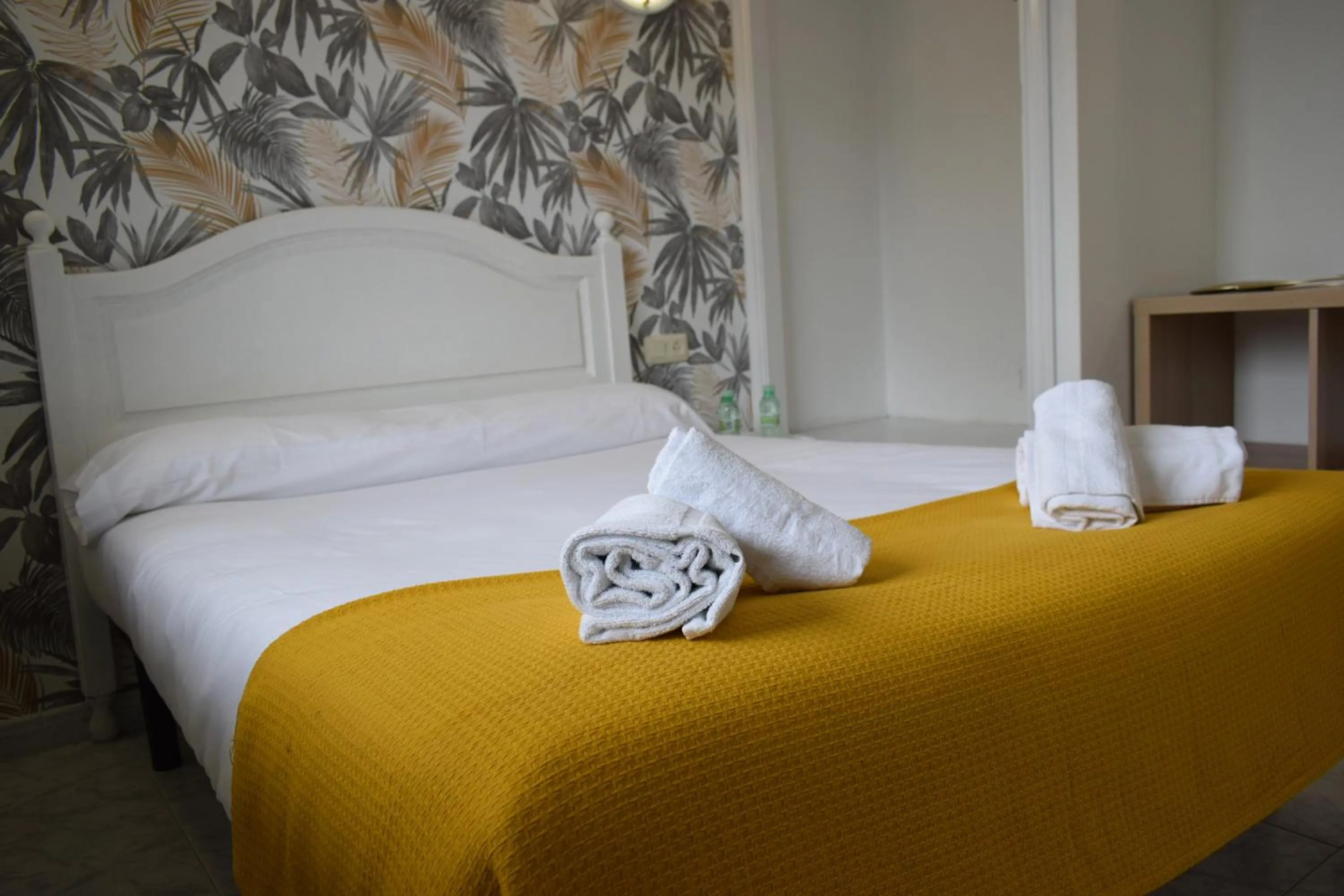 Bed in Hotel Xunca Blanca