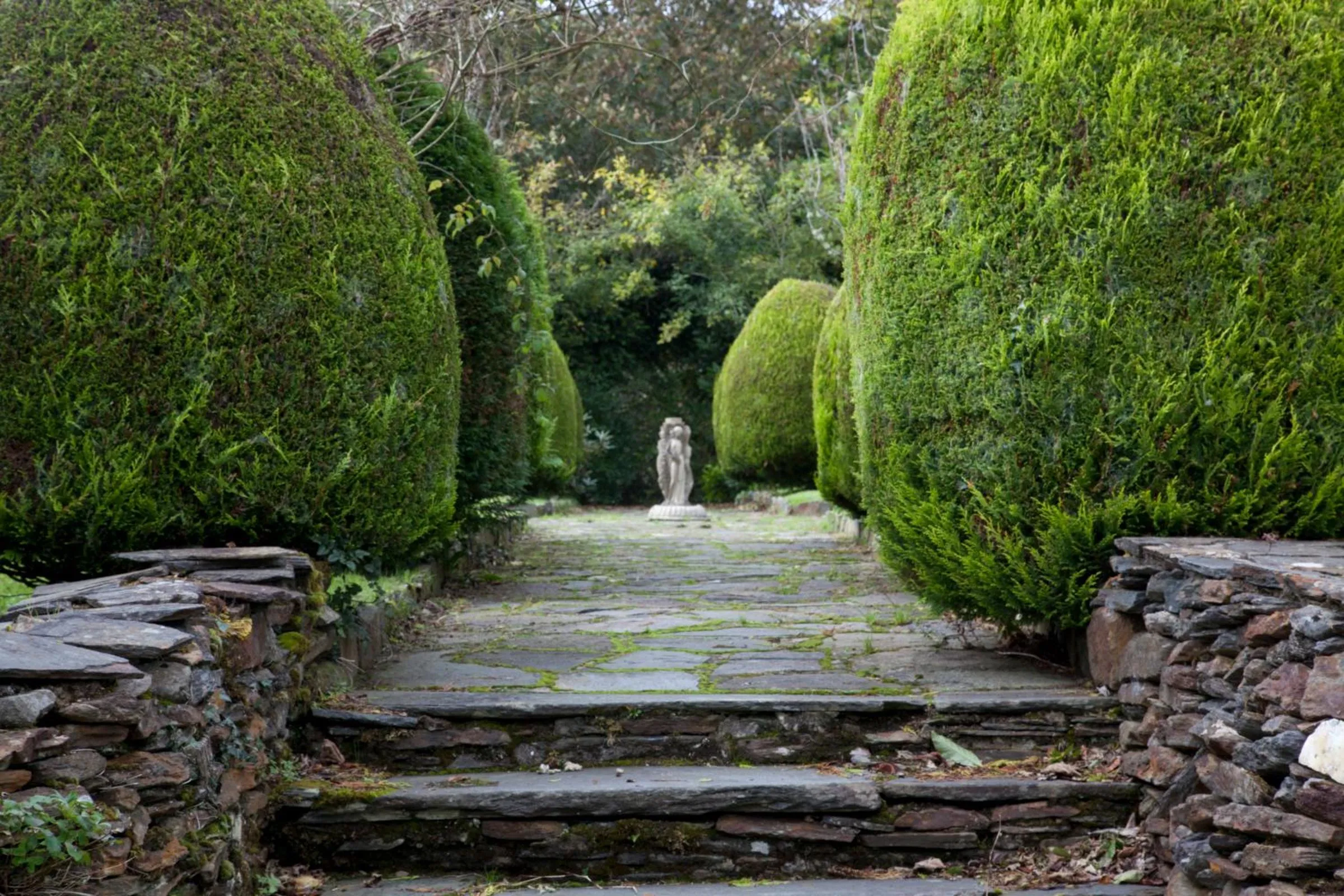 Day in Woodhill House