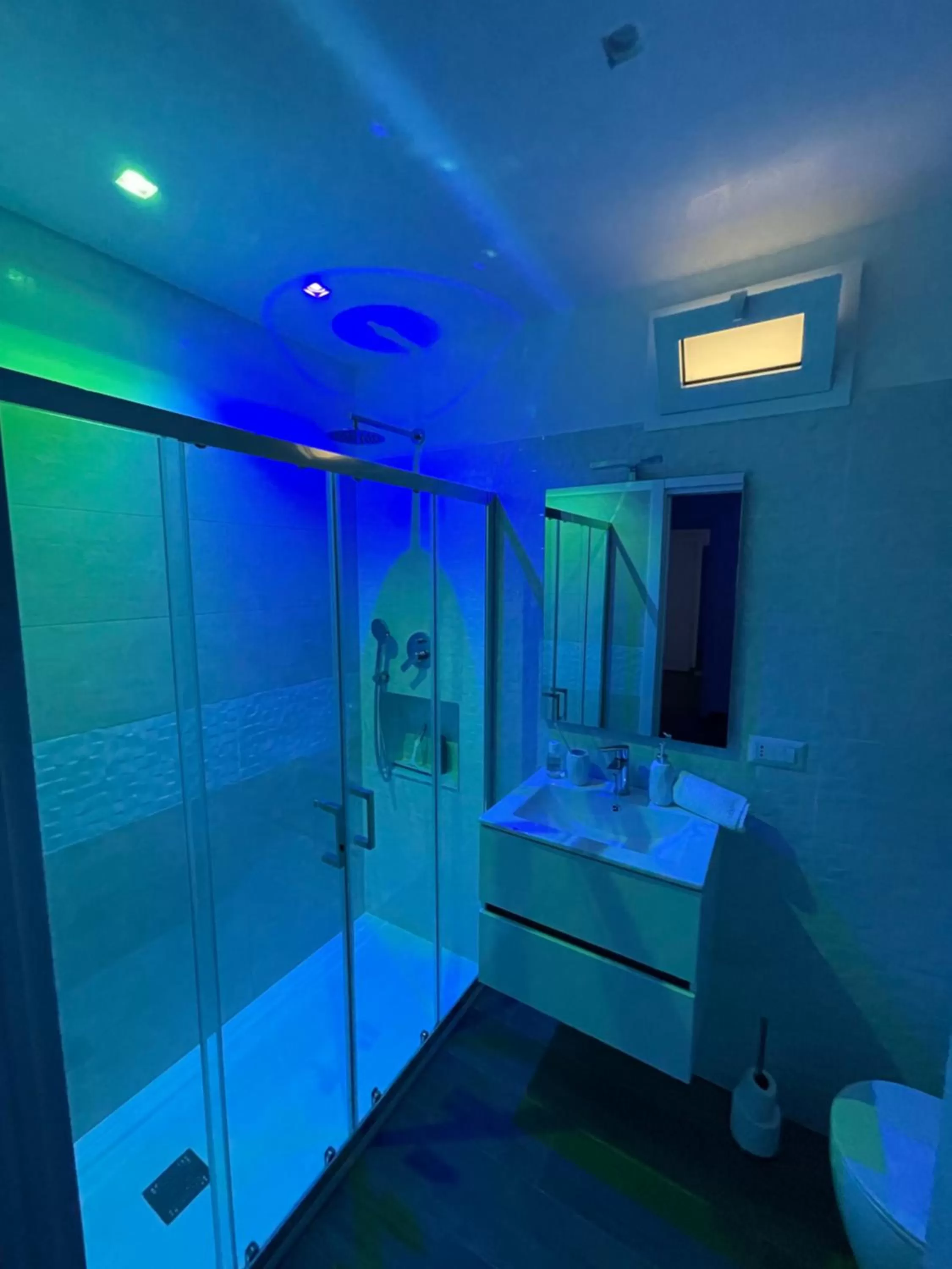 Bathroom in Due Cuori Suite con vasca idromassaggi