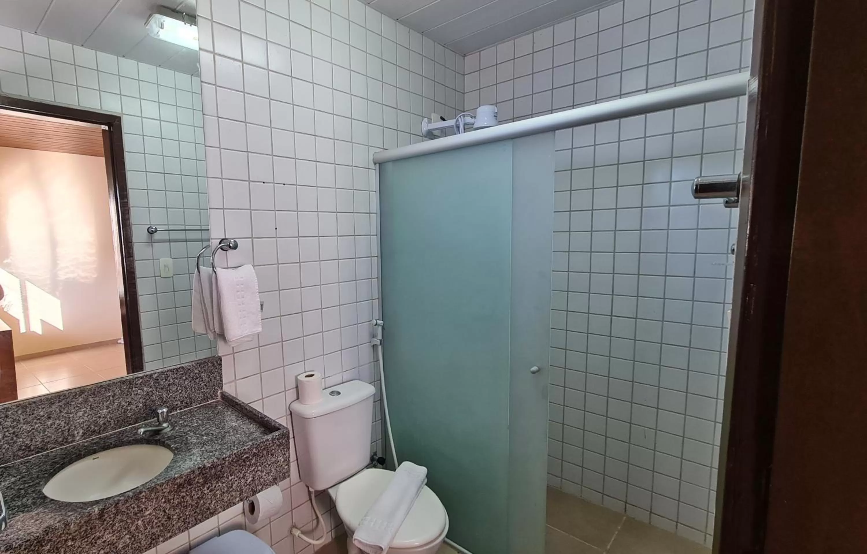 Shower in Arena Carneiros Hotel by AFT