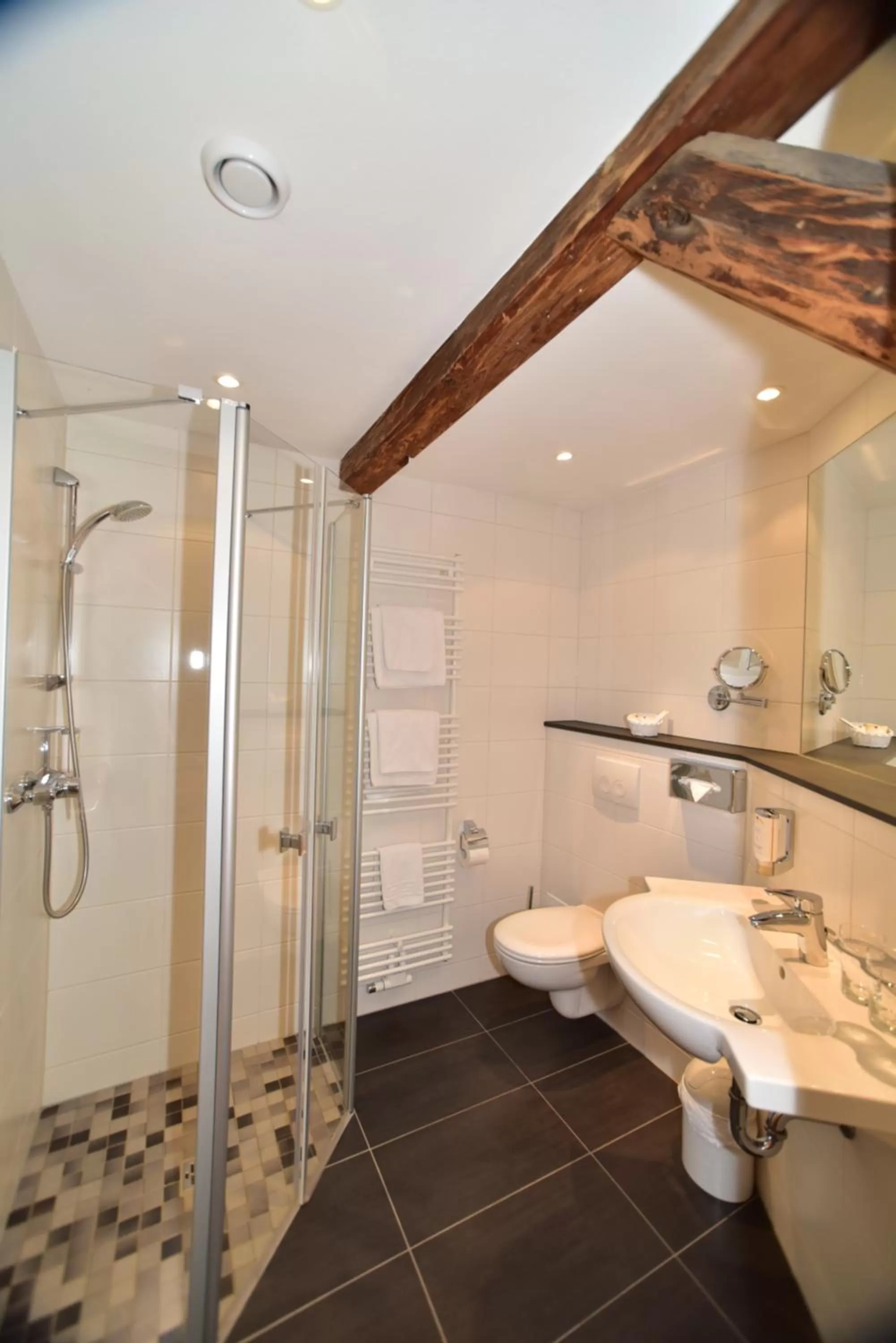 Bathroom in Hotel Frauensteiner Hof