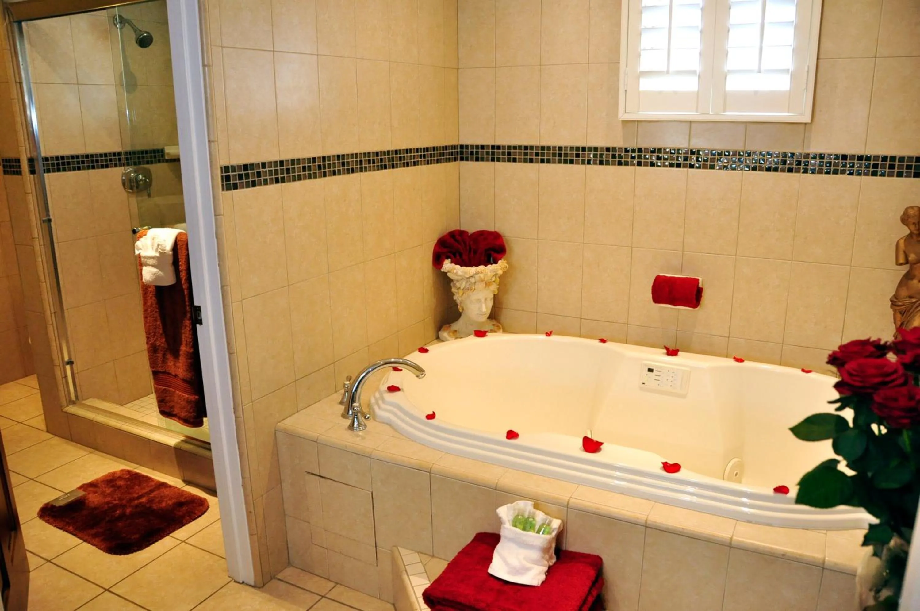 Bathroom in The Eagle Inn