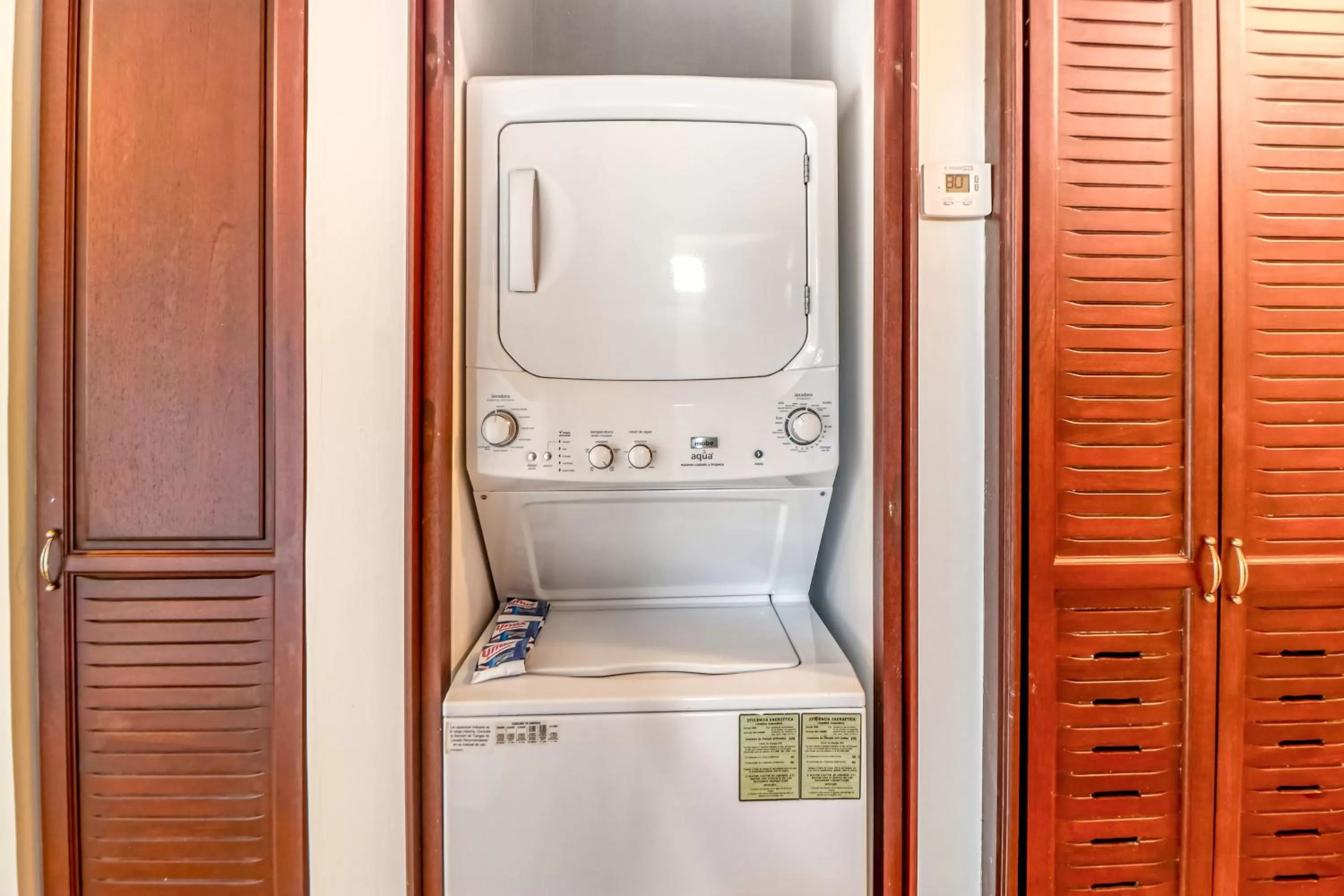 Bathroom in Tres Regalos 303N