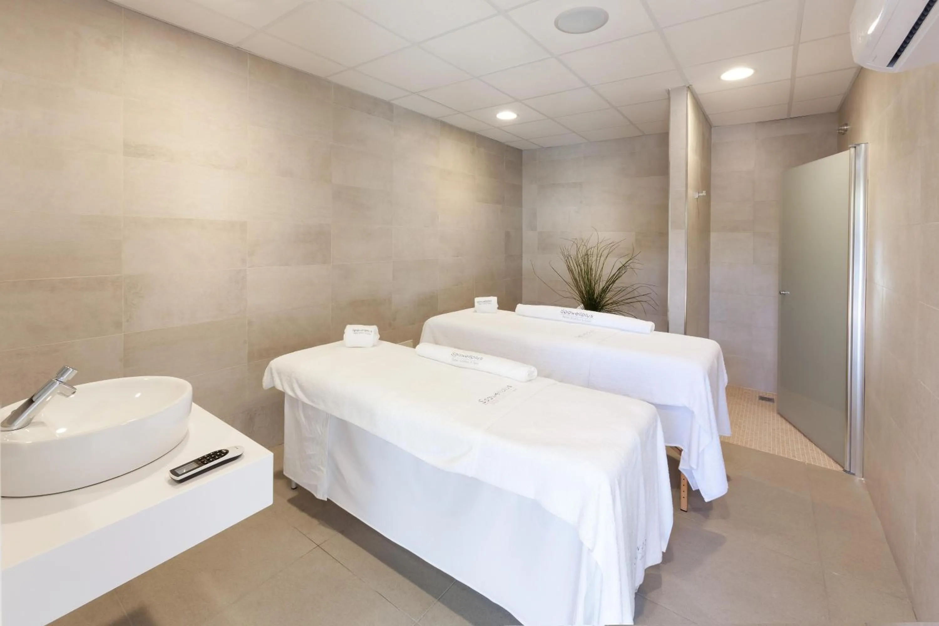 Massage, Bed in Hotel Best Tenerife