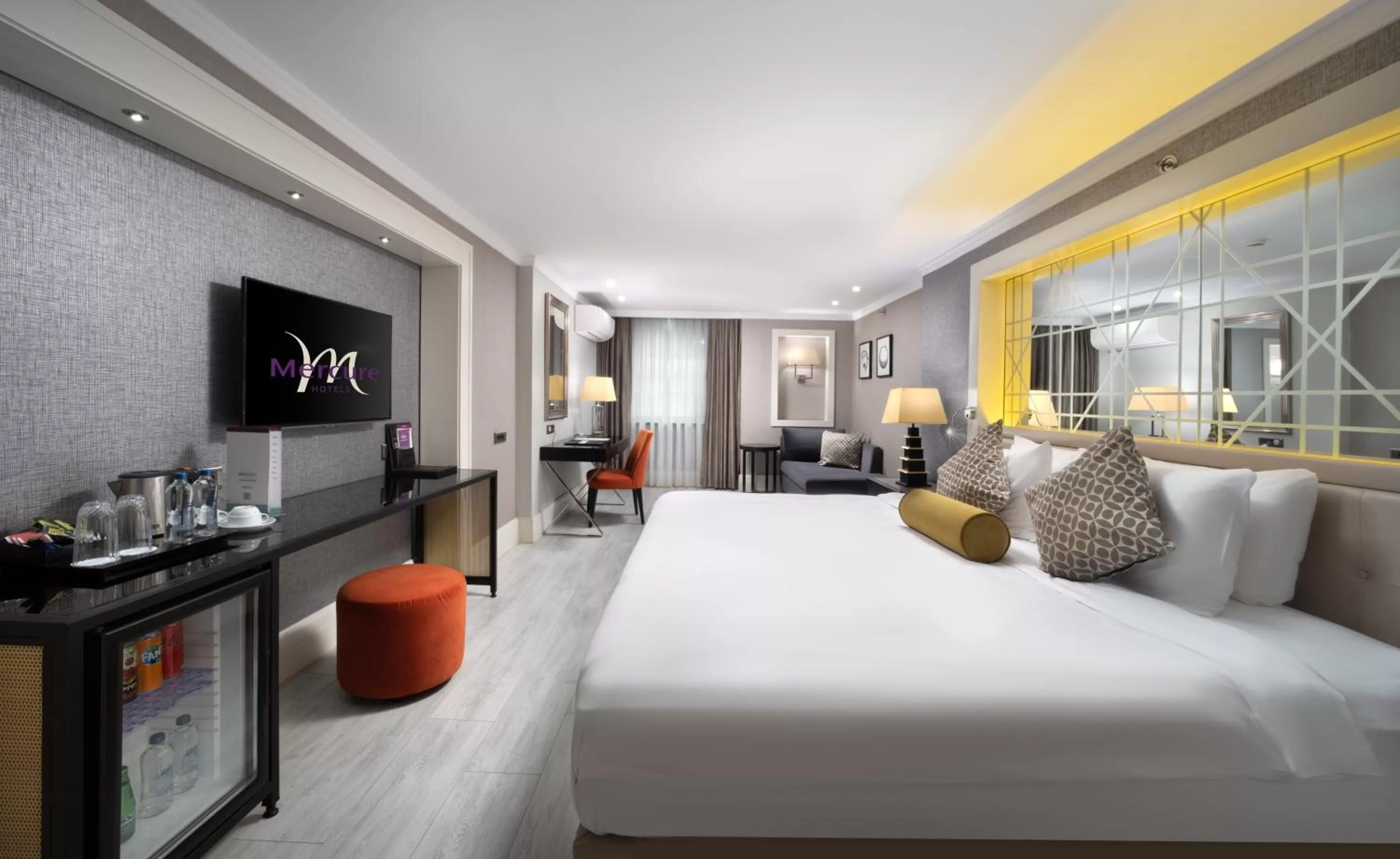 Bed in Mercure Istanbul Bomonti