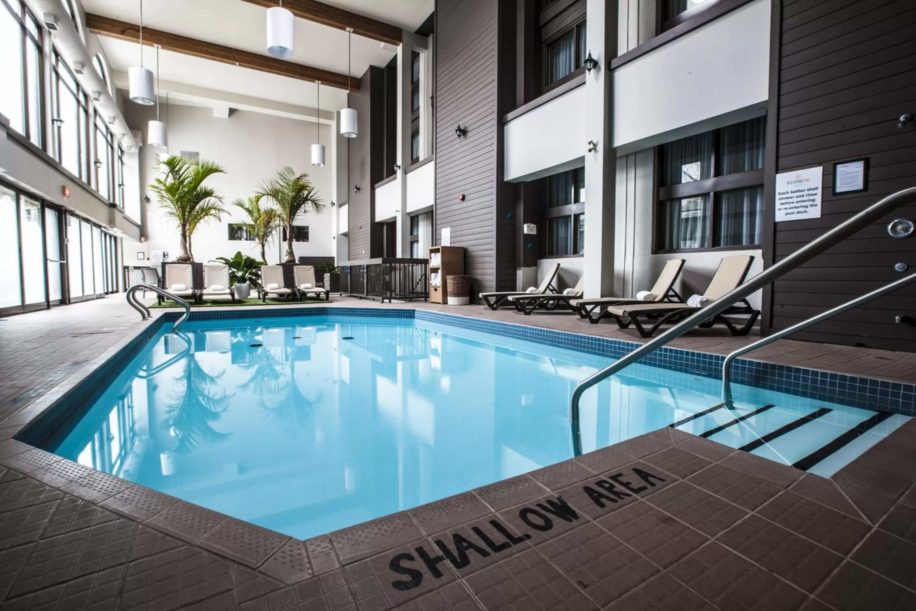 Swimming pool in Old Stone Inn Boutique Hotel