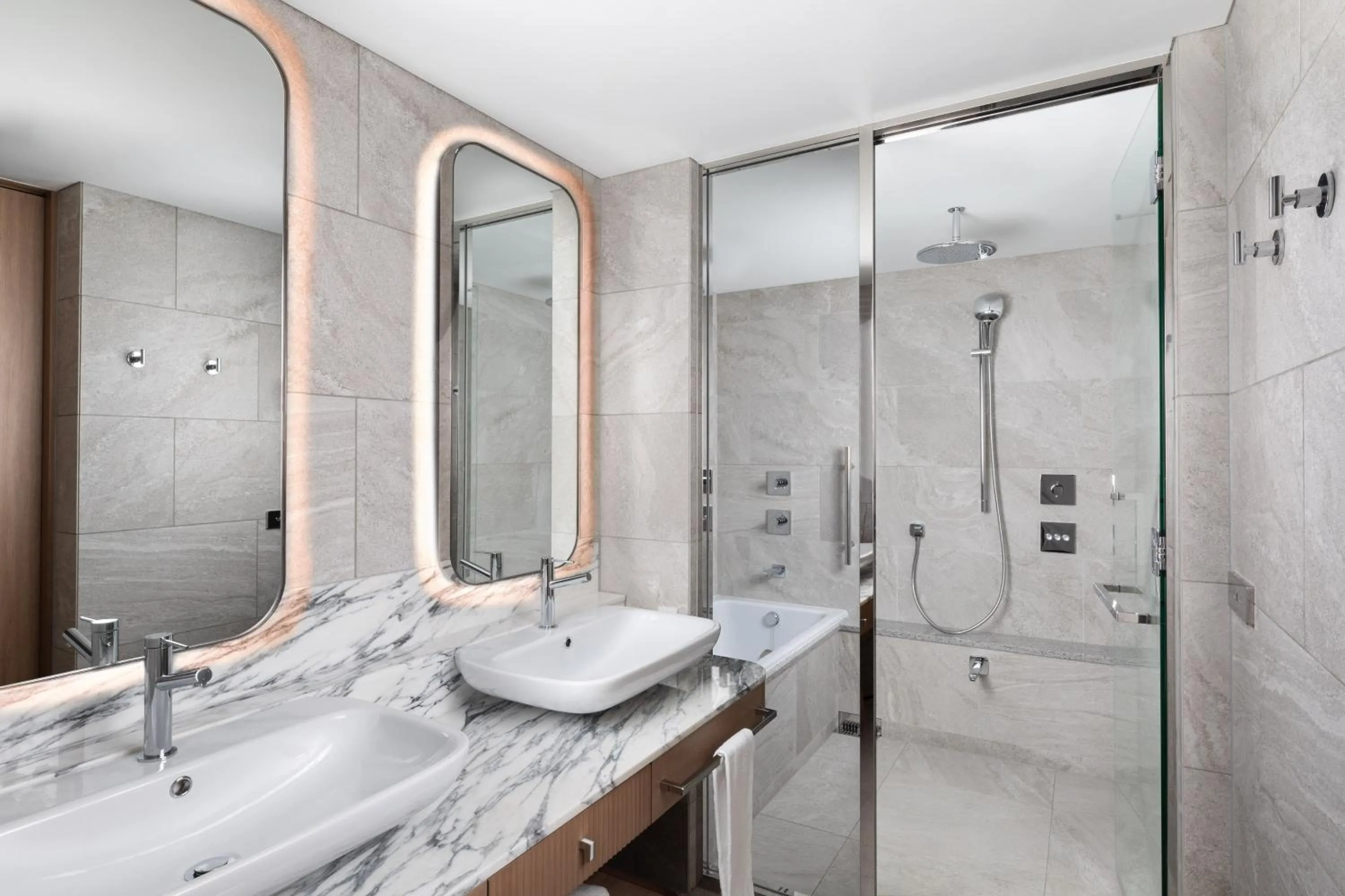 Hot Tub in The Westin Miyako Kyoto