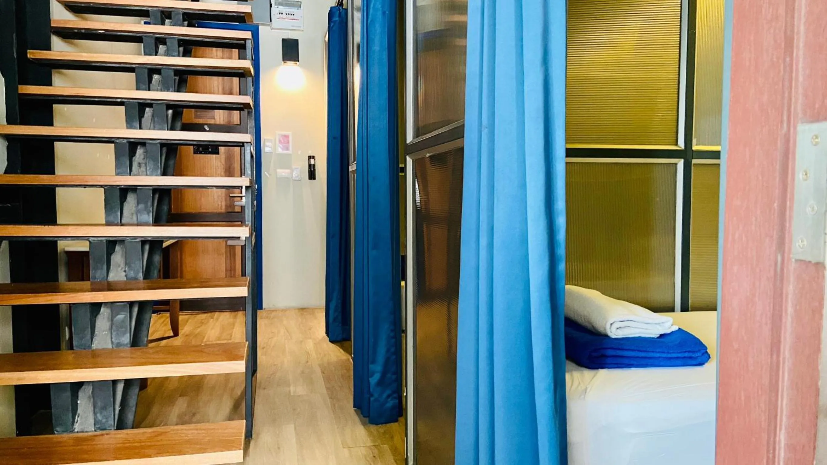 Photo of the whole room in Prince Theatre Heritage Stay Hostel - Silom