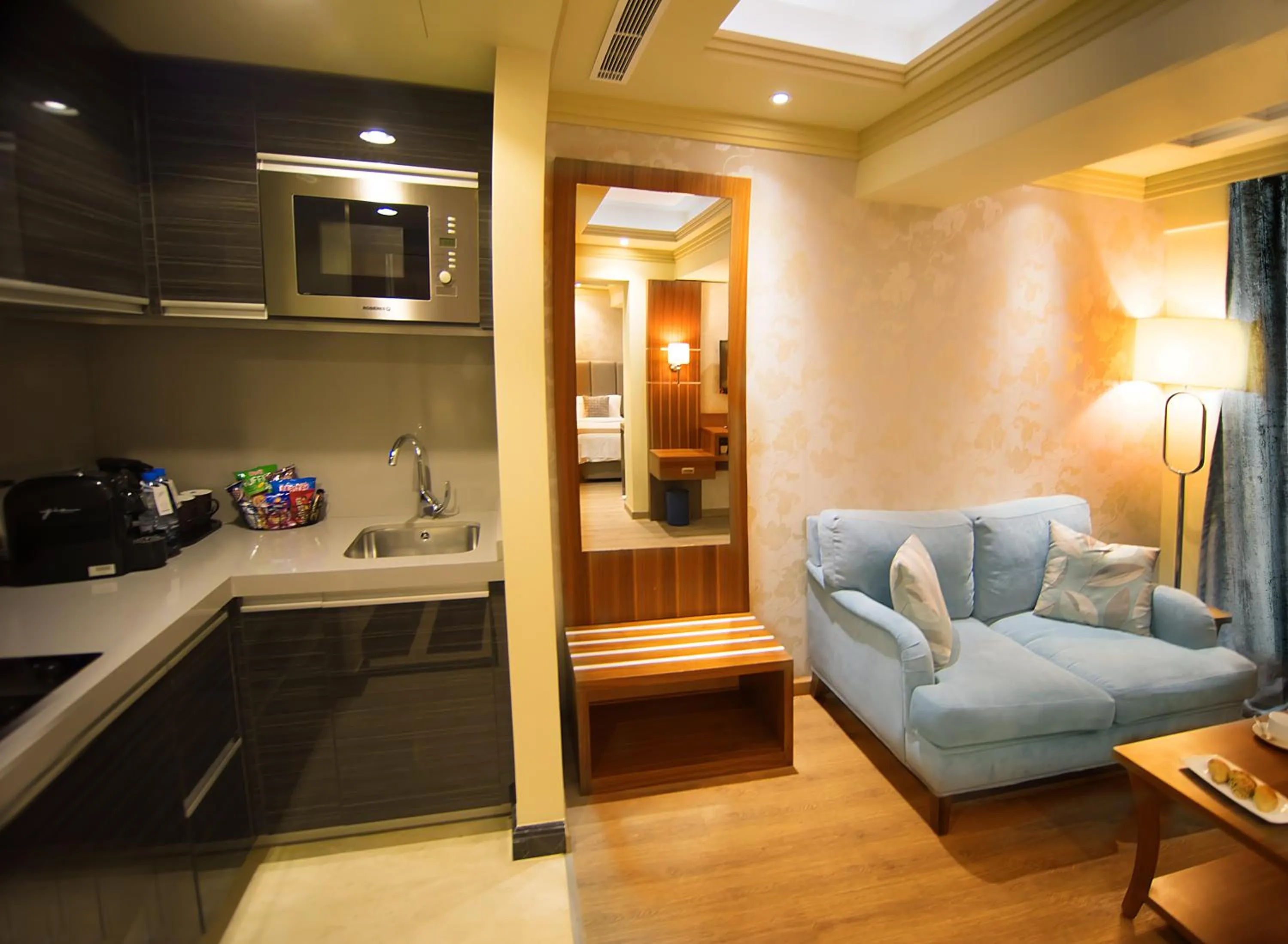 Living room in Gems Hotel