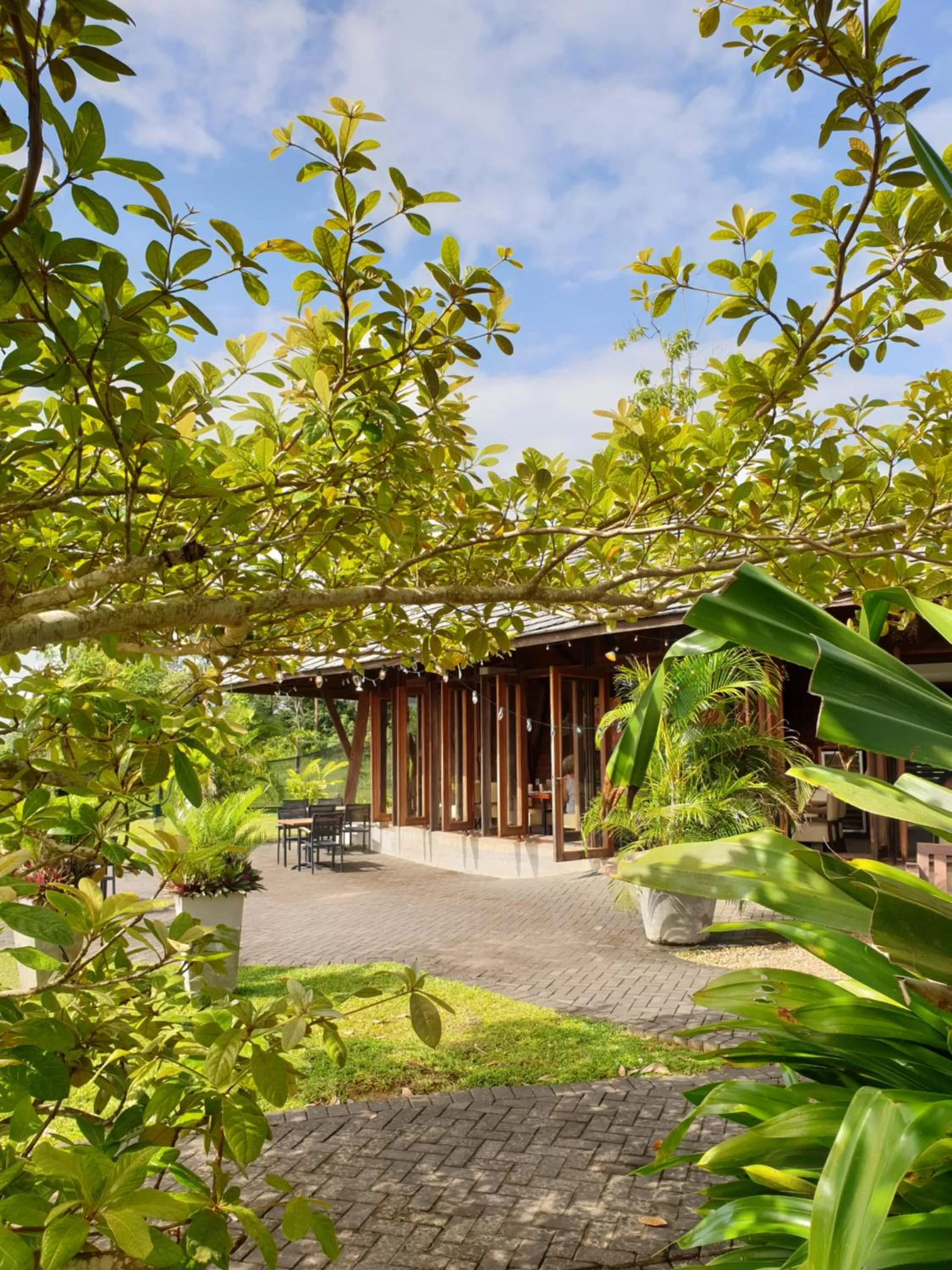 Patio in Houttuyn Wellness River Resort