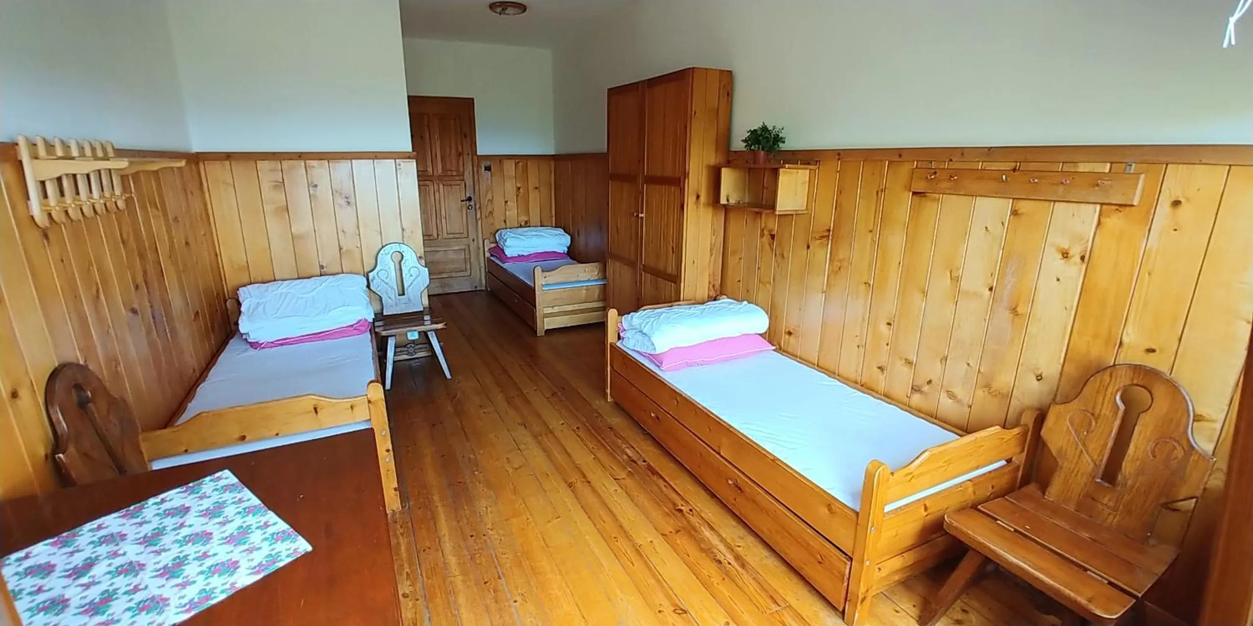 Schronisko PTTK na Jaworzynie Krynickiej