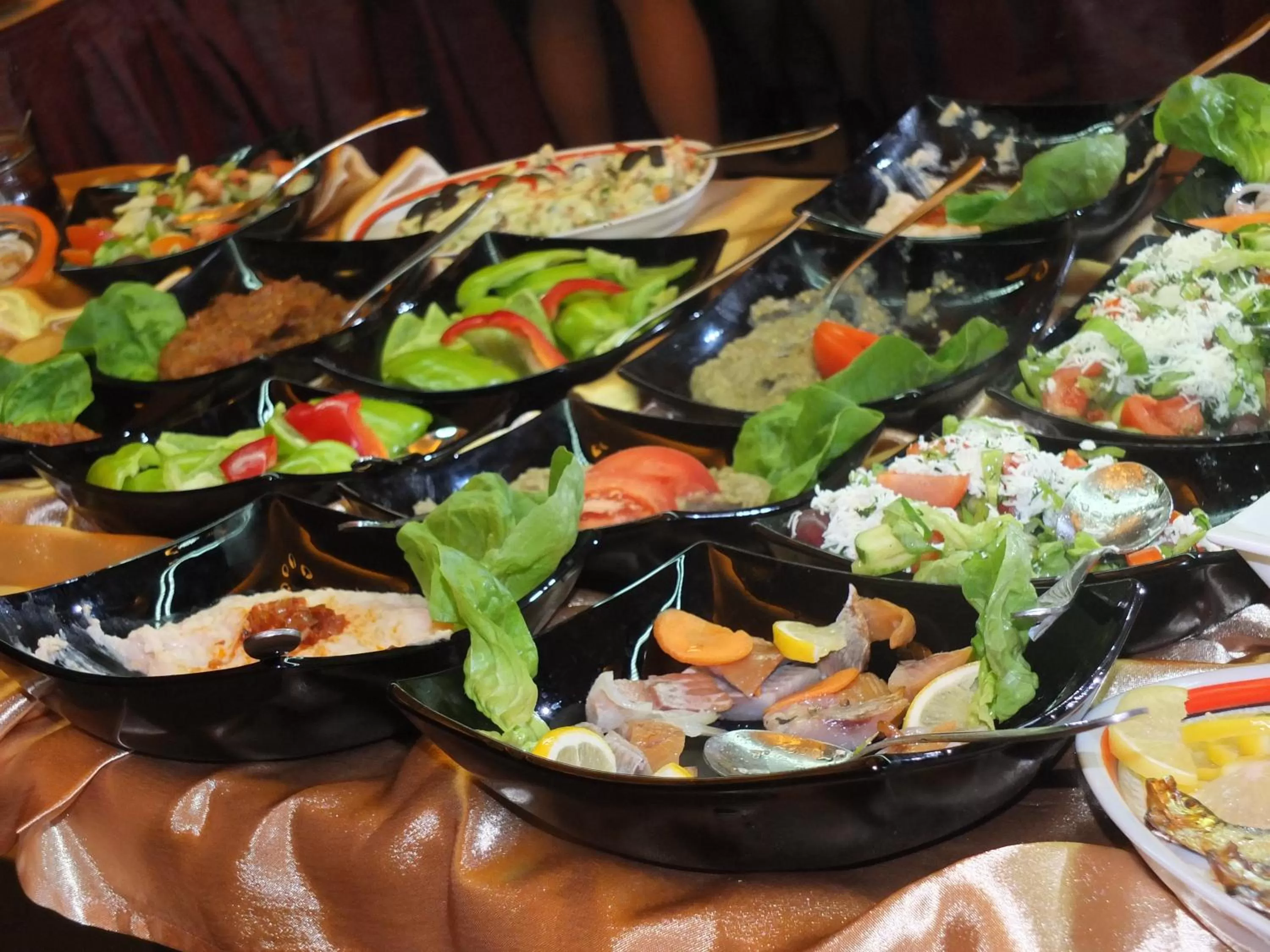 Restaurant/places to eat in Hotel Central