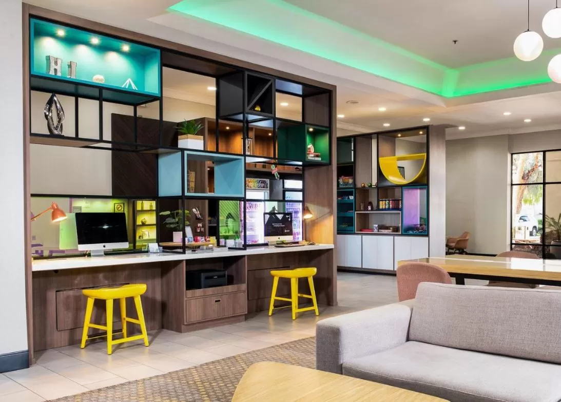 Lobby or reception in Holiday Inn Phoenix-Mesa Chandler by IHG