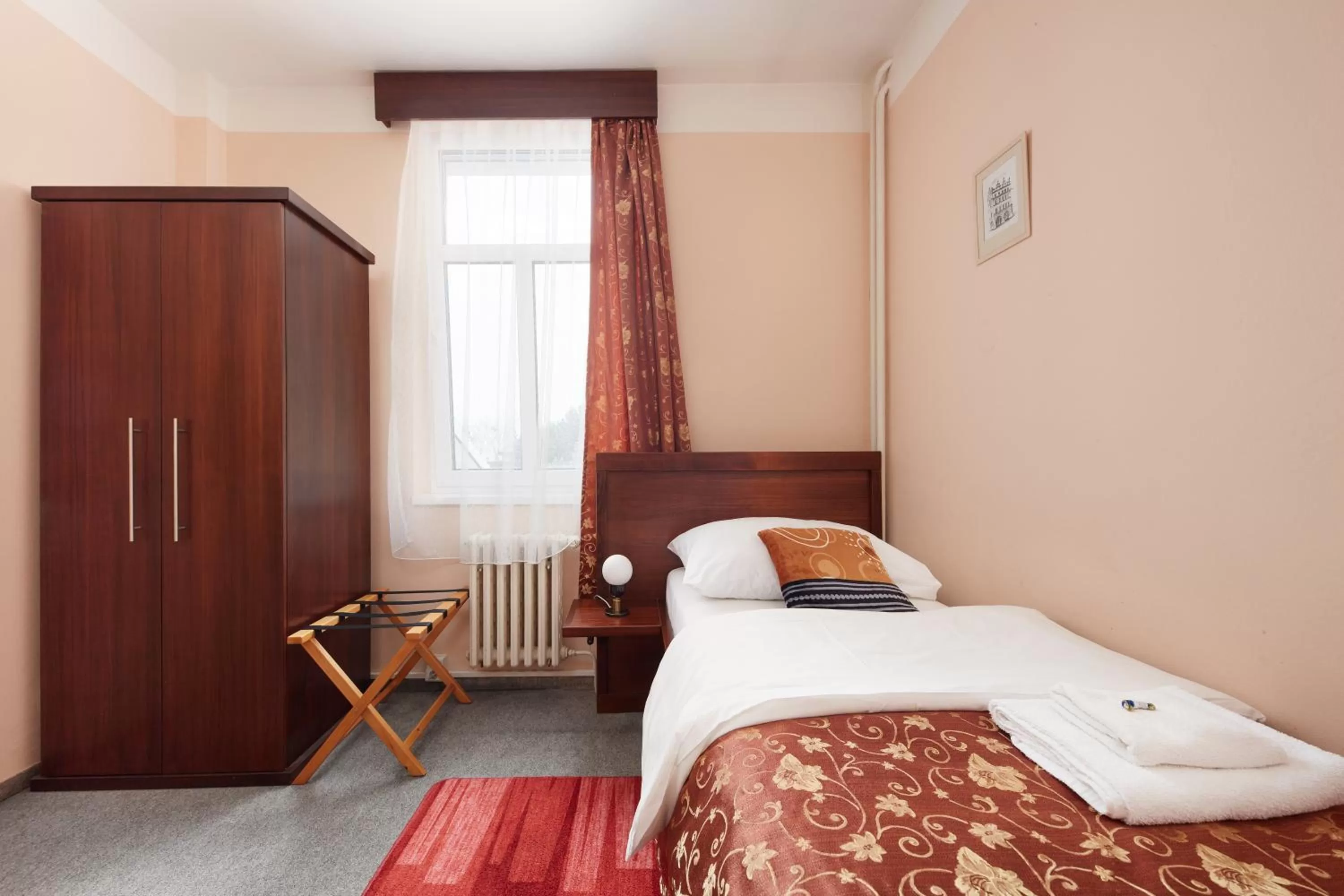 Bedroom, Bed in Hotel Roosevelt