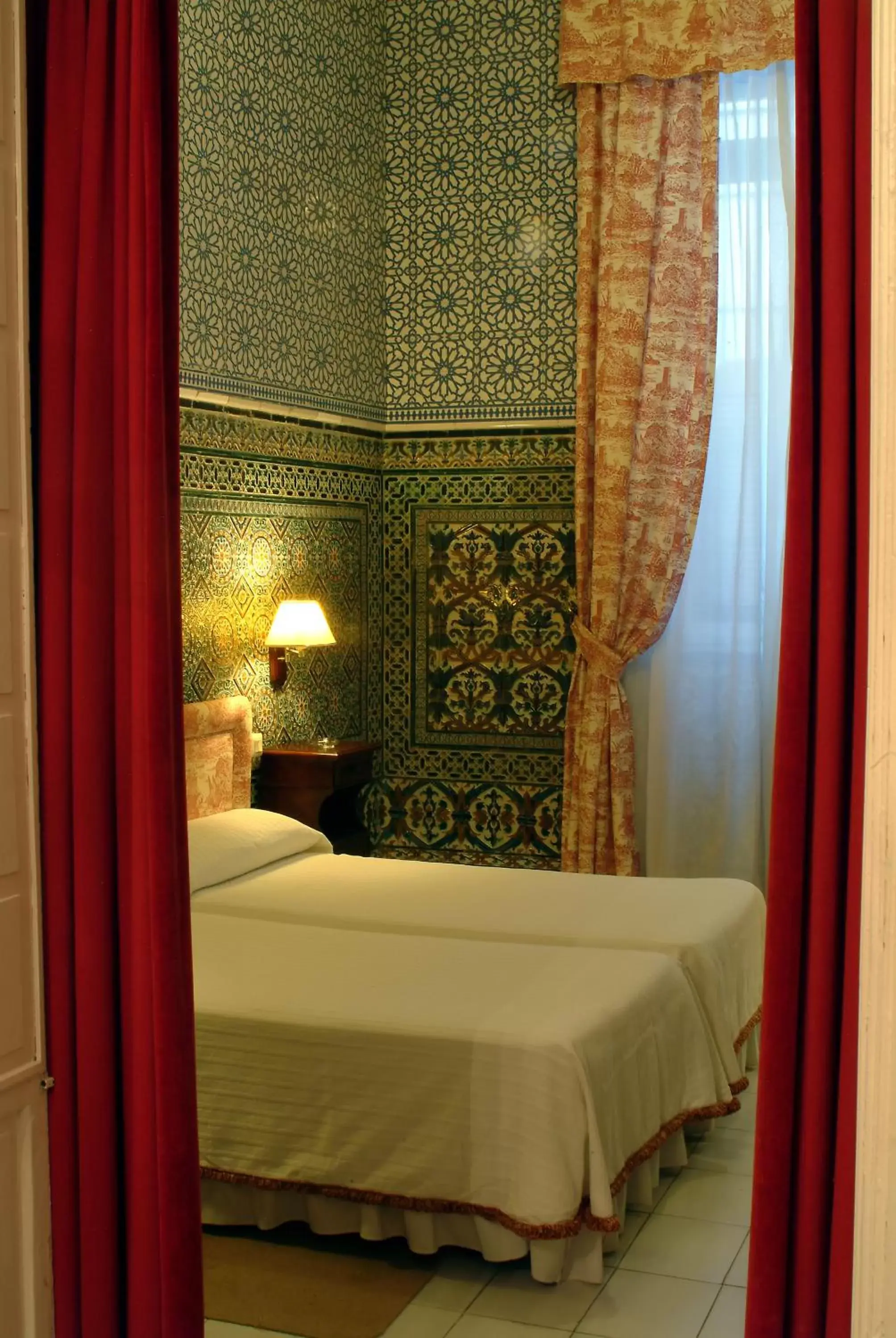 Family Room (4 Adults) in Hotel Simon Family Room (4 Adults) in Hotel Simon