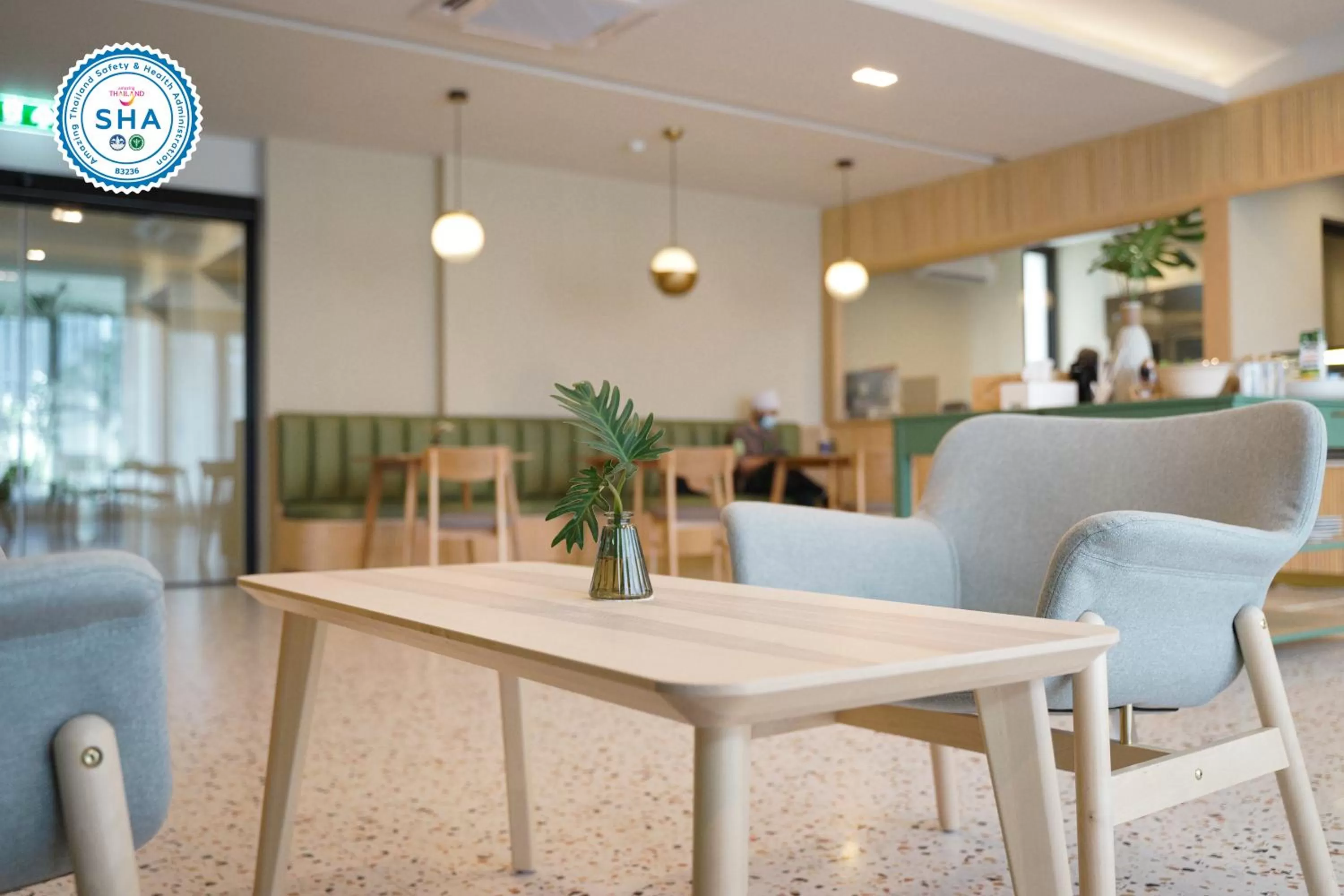 Restaurant/places to eat in The Rise Suites Hotel, Chiang Mai - SHA Extra Plus