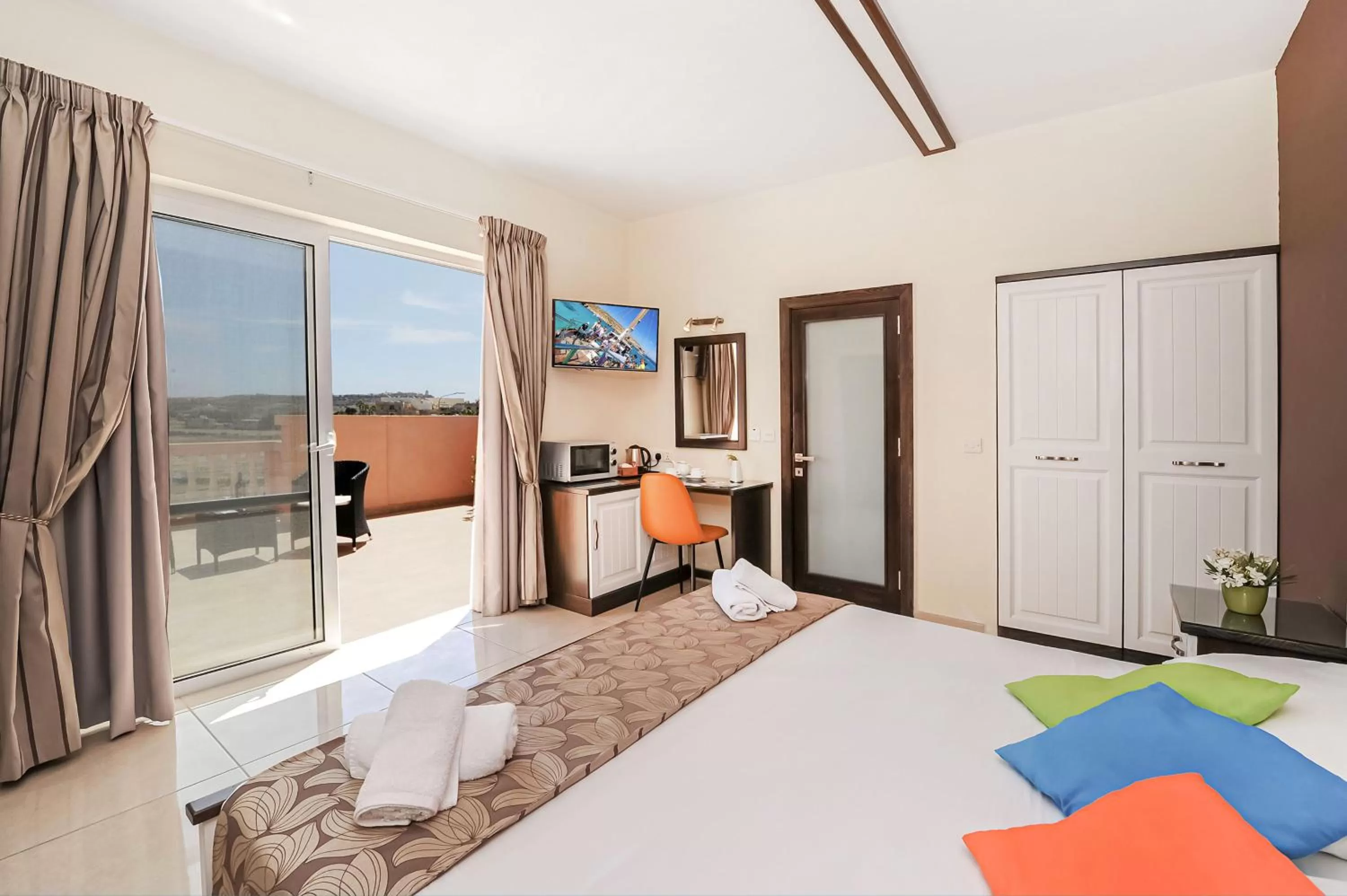 Photo of the whole room, Bed in Mariblu Hotel