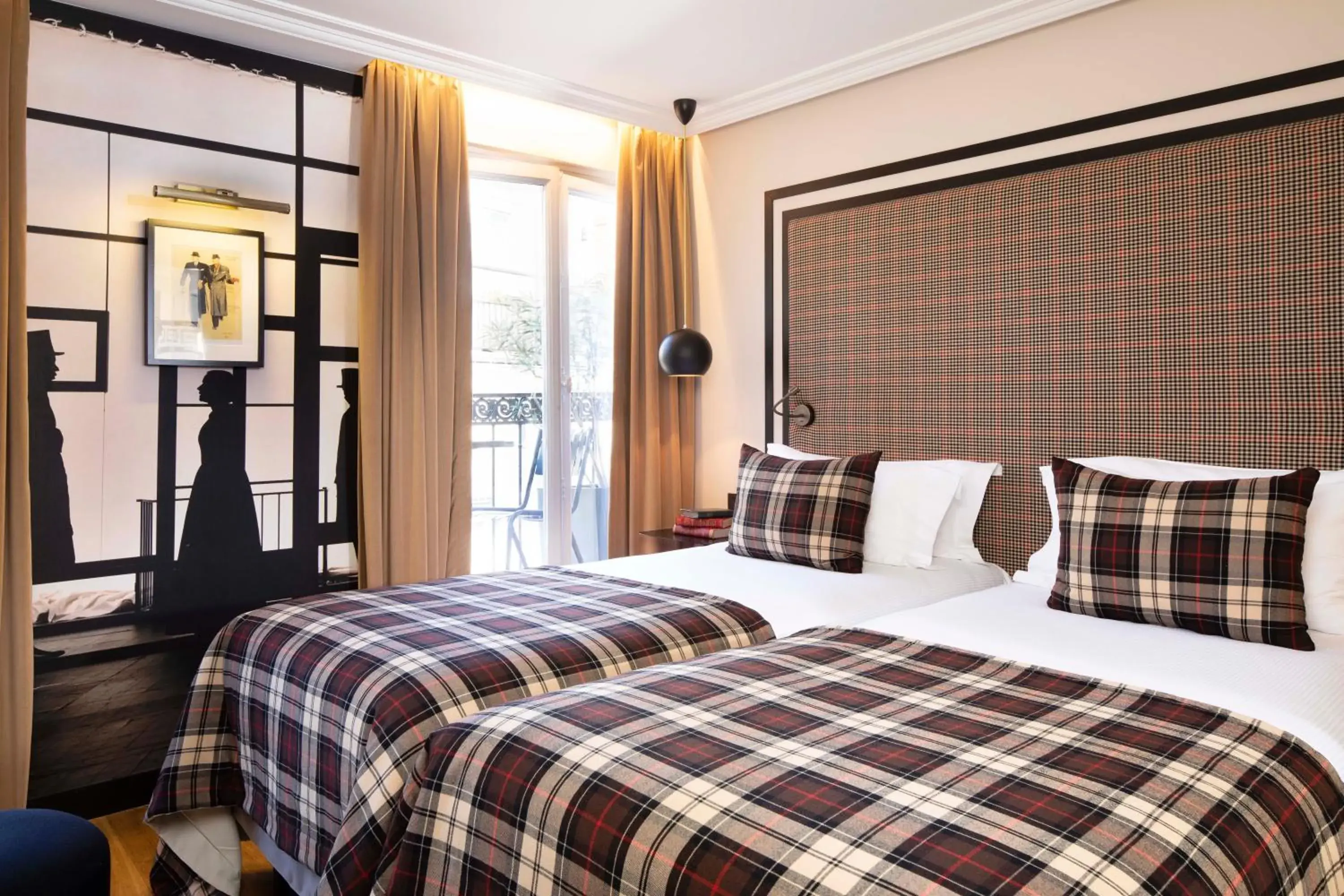 Superior Double Room with with Private Hammam Access in Hotel Monsieur & Spa Superior Double Room with with Private Hammam Access in Hotel Monsieur & Spa